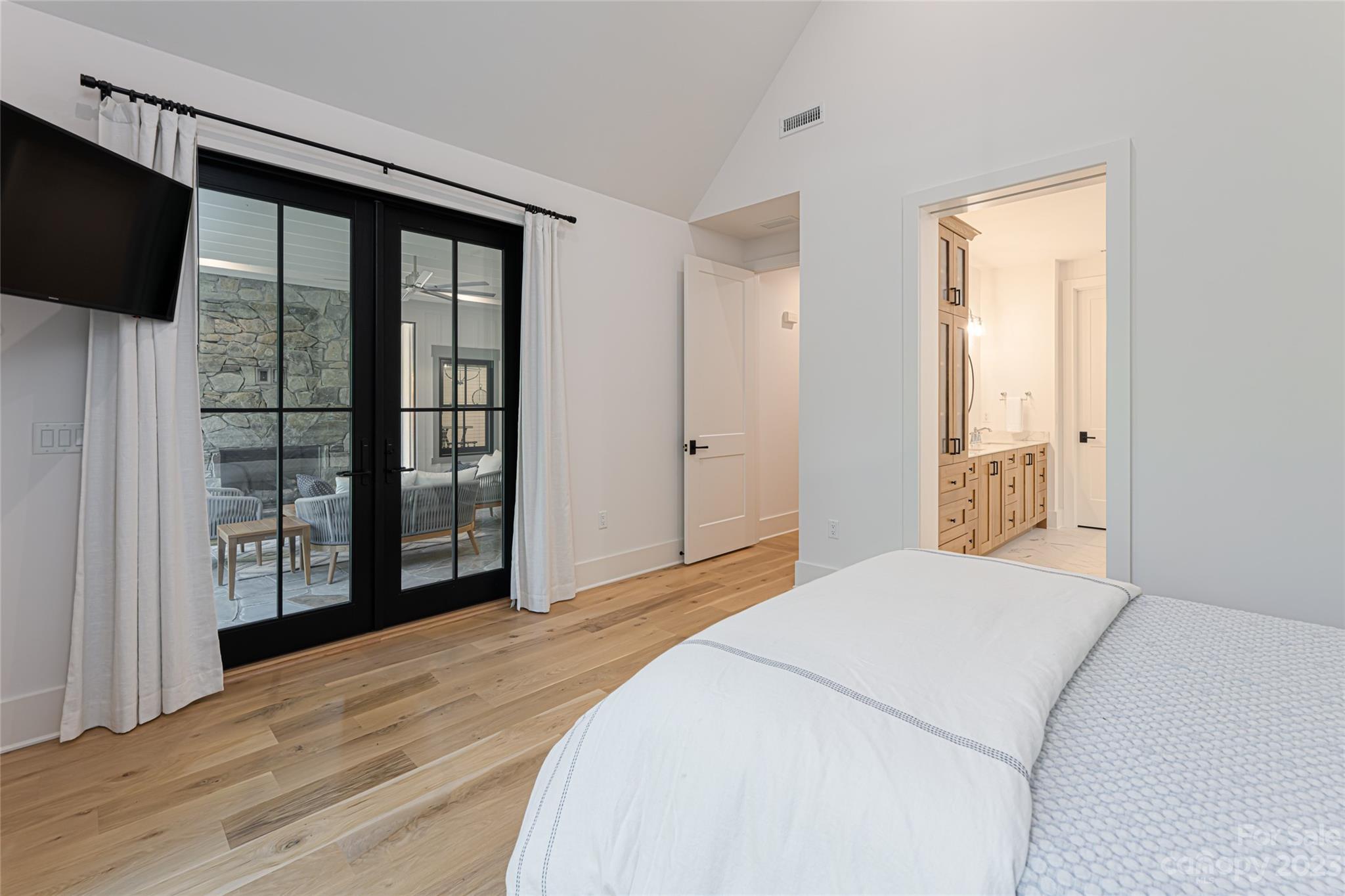 23 Lance Valley Court