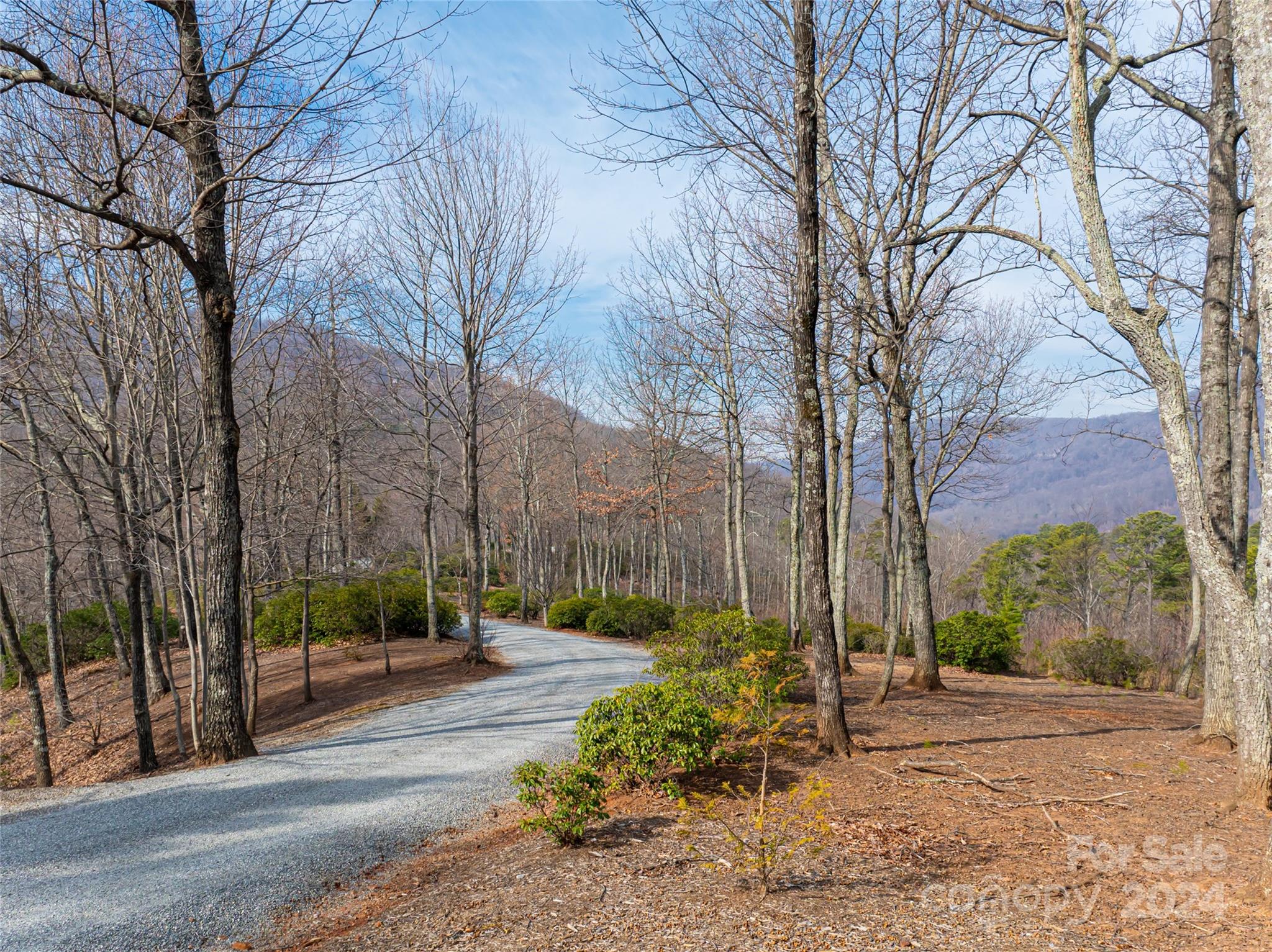 888 Country Club Road