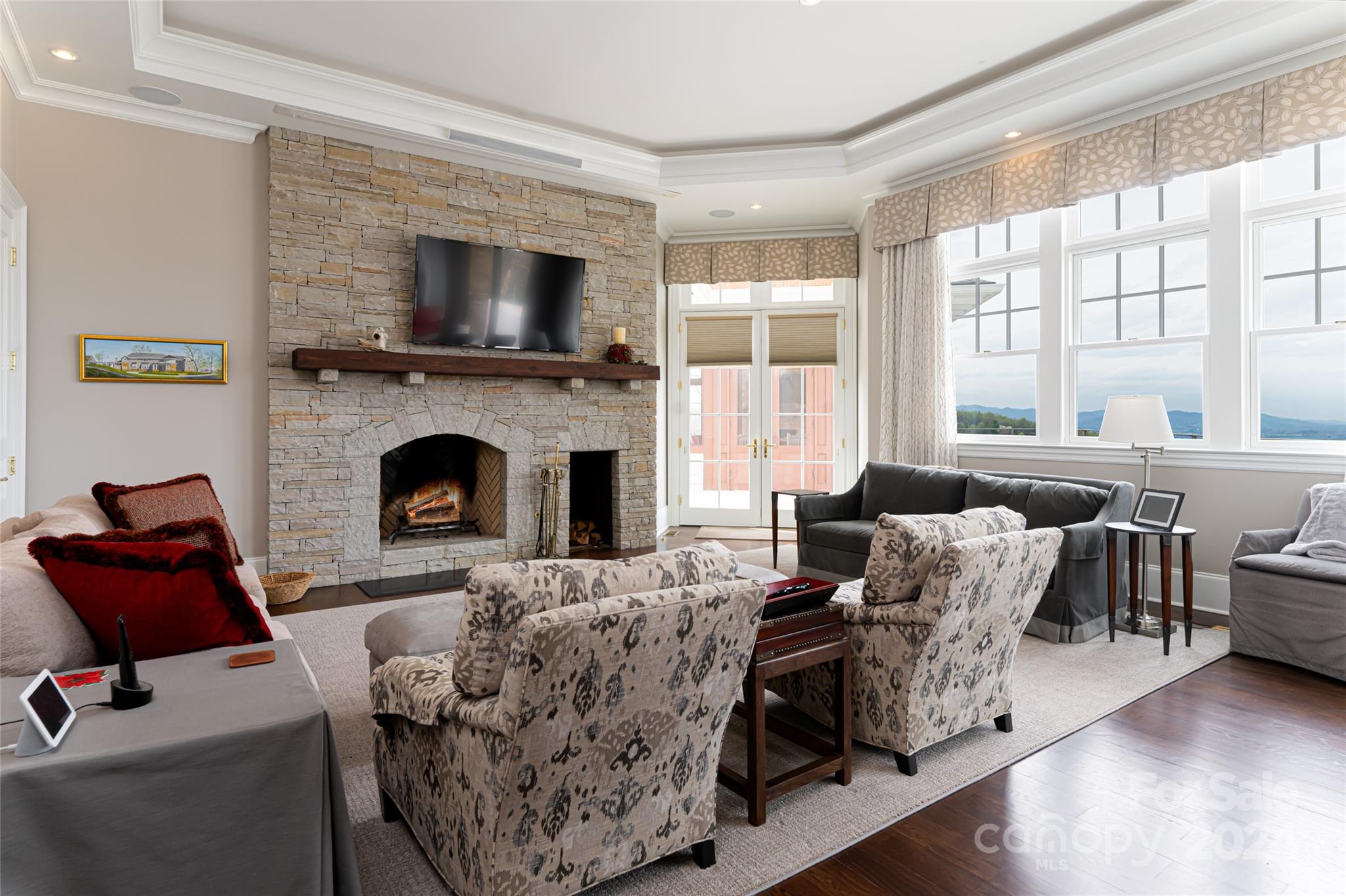 1040 James Estate Lane