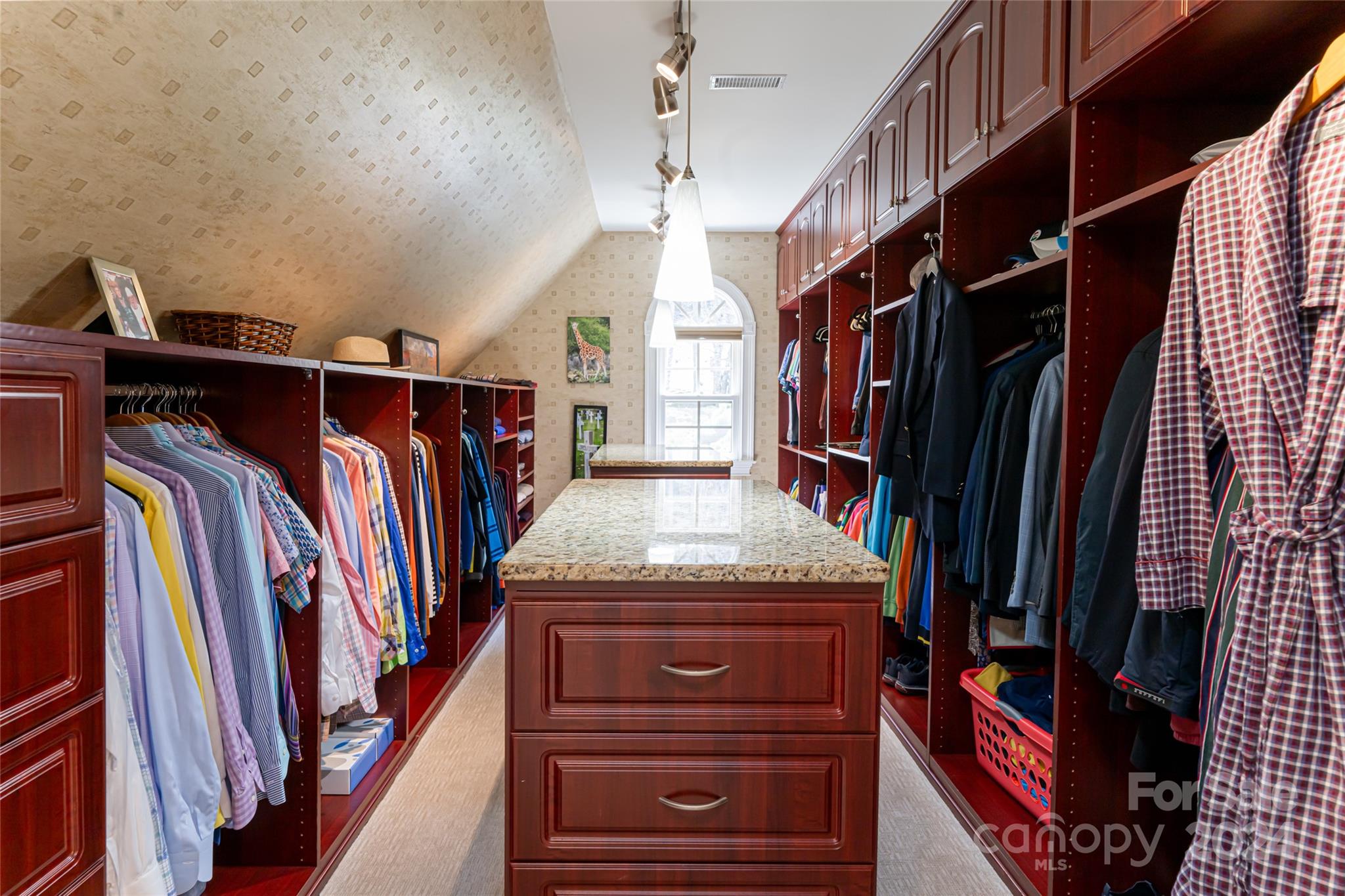 24 Hearthstone Drive