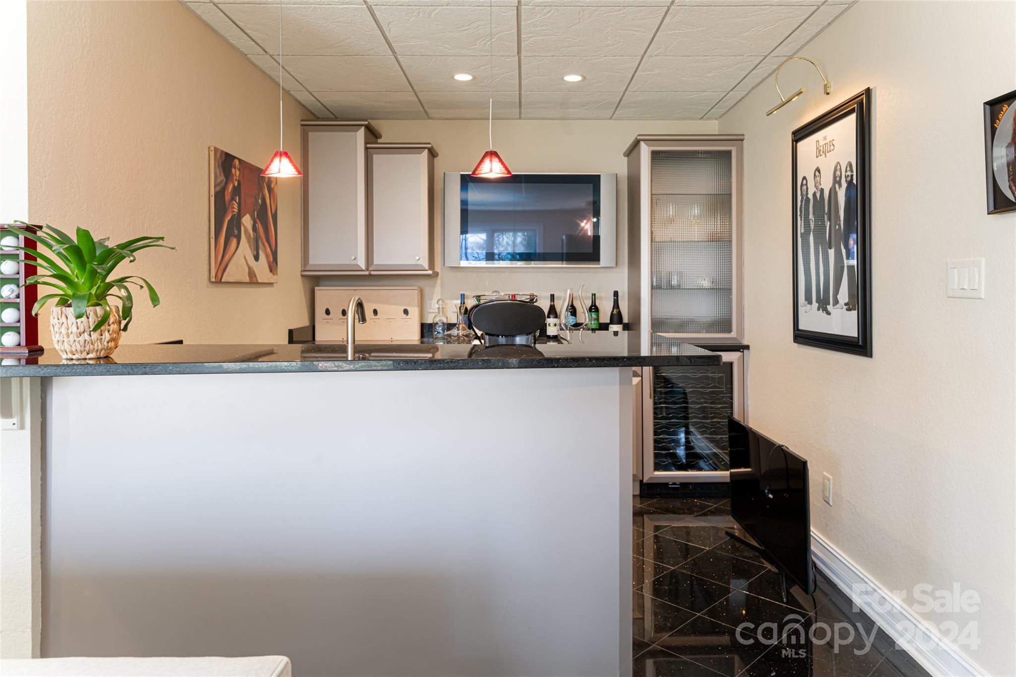 24 Hearthstone Drive