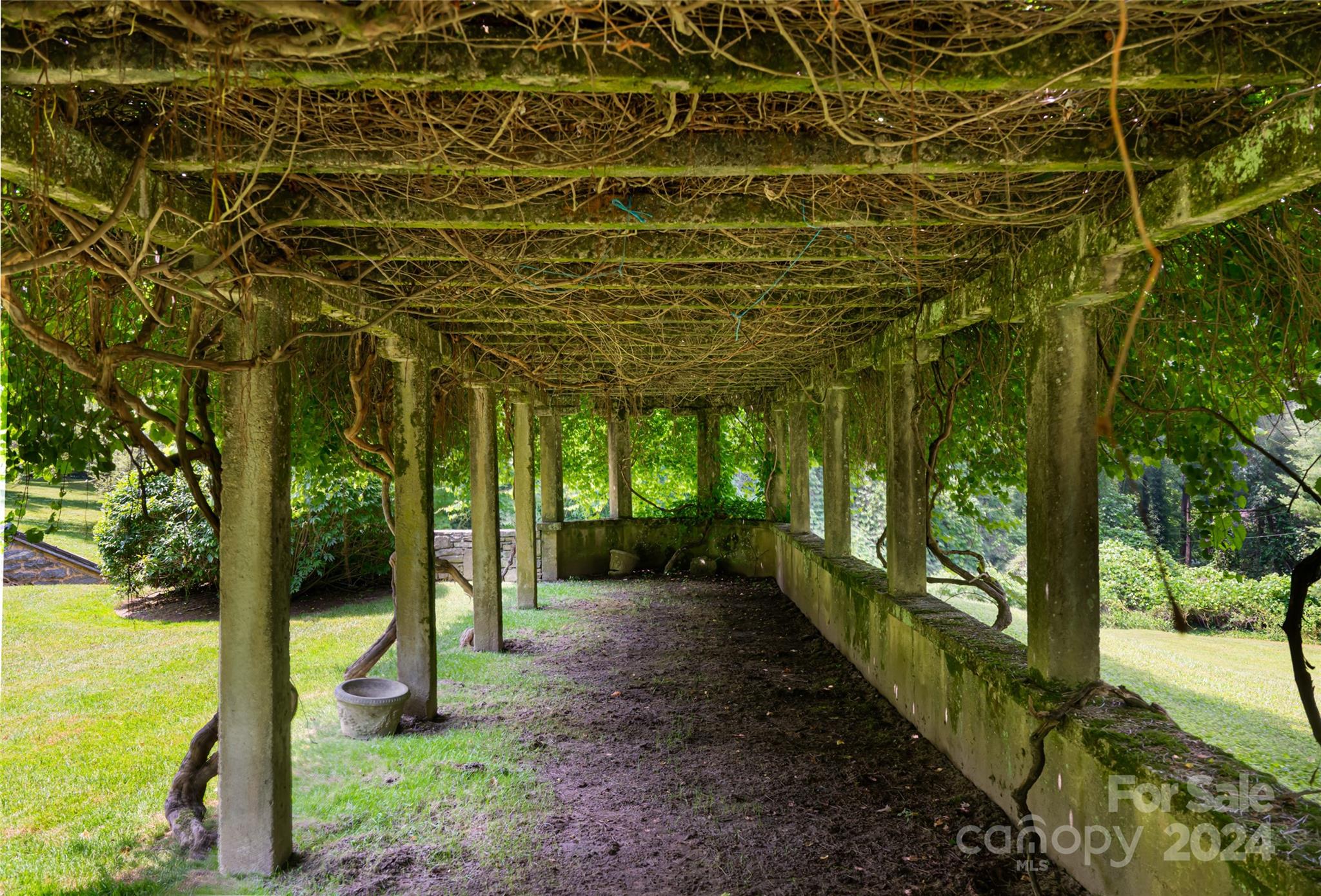 2531 Little River Road