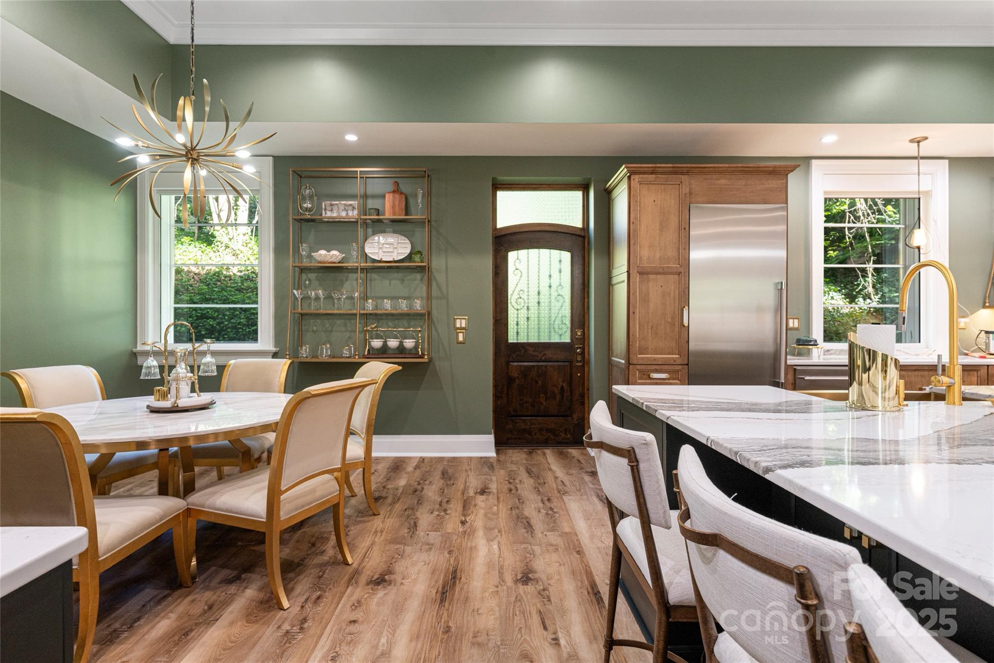 6 Village Lane Unit: B101