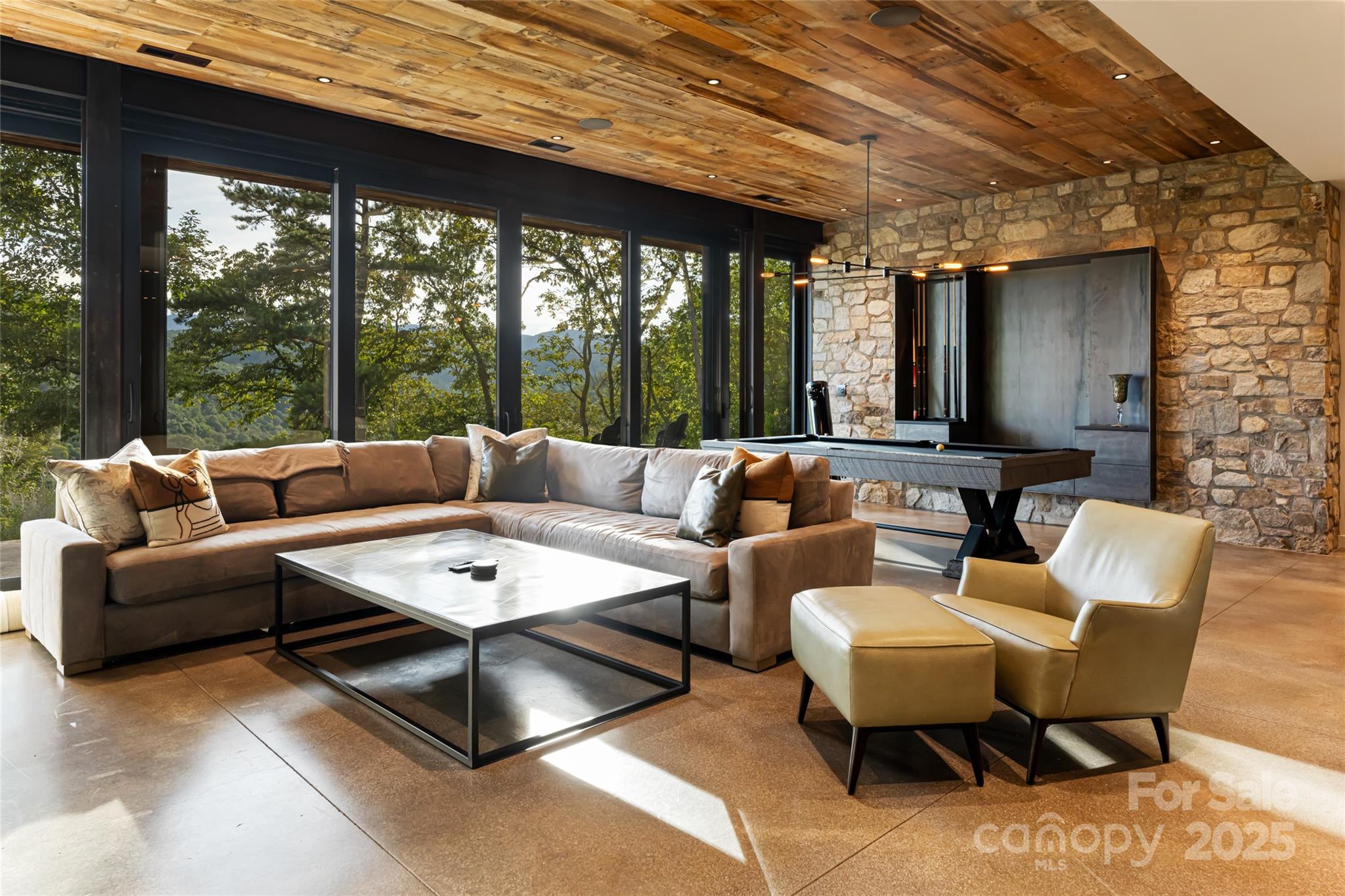 112 Moon Shadow Lane