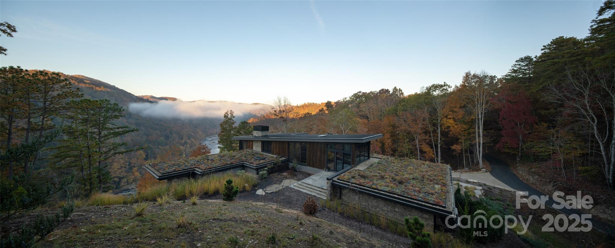 112 Moon Shadow Lane