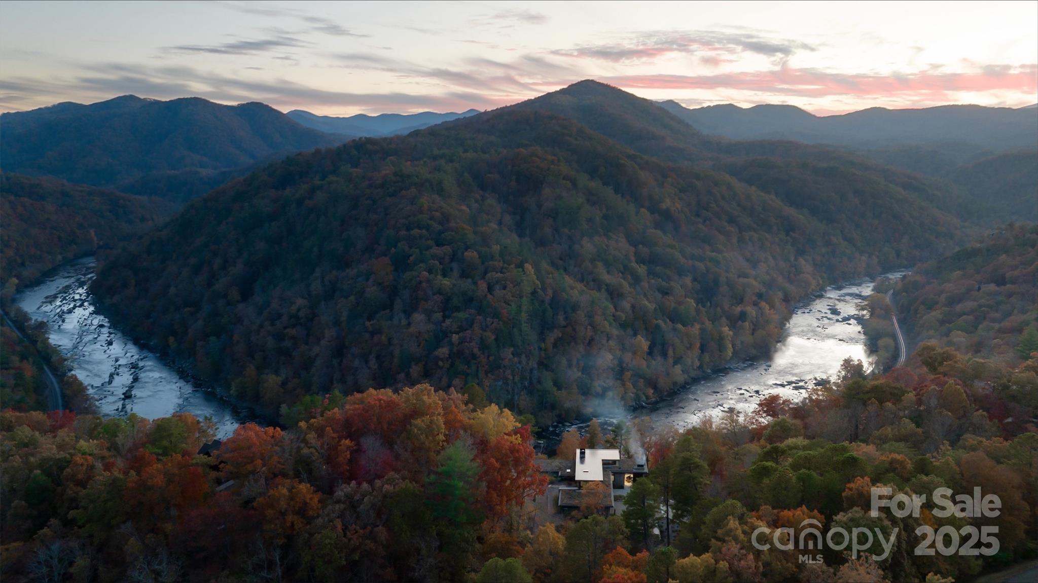 112 Moon Shadow Lane