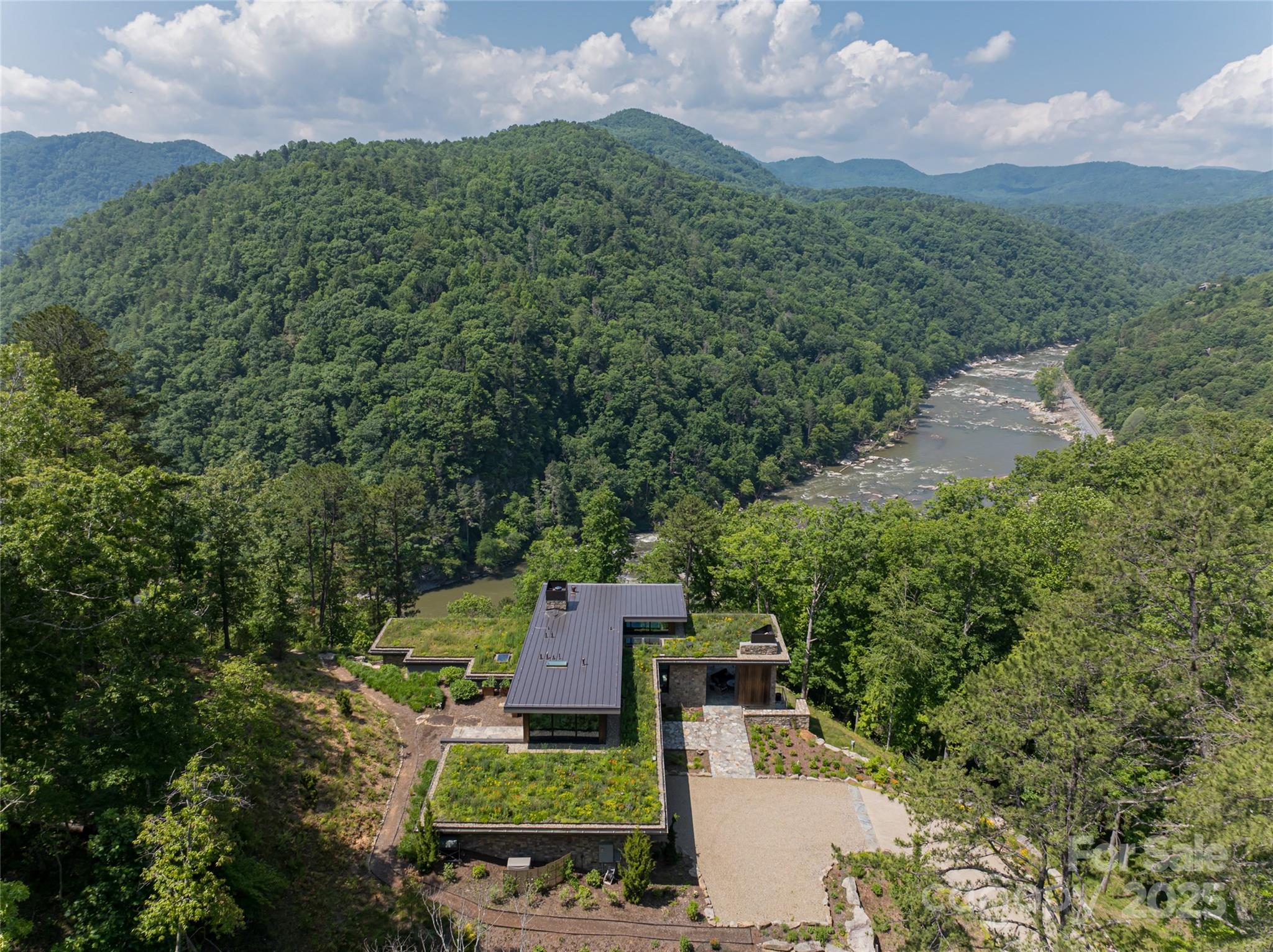 112 Moon Shadow Lane