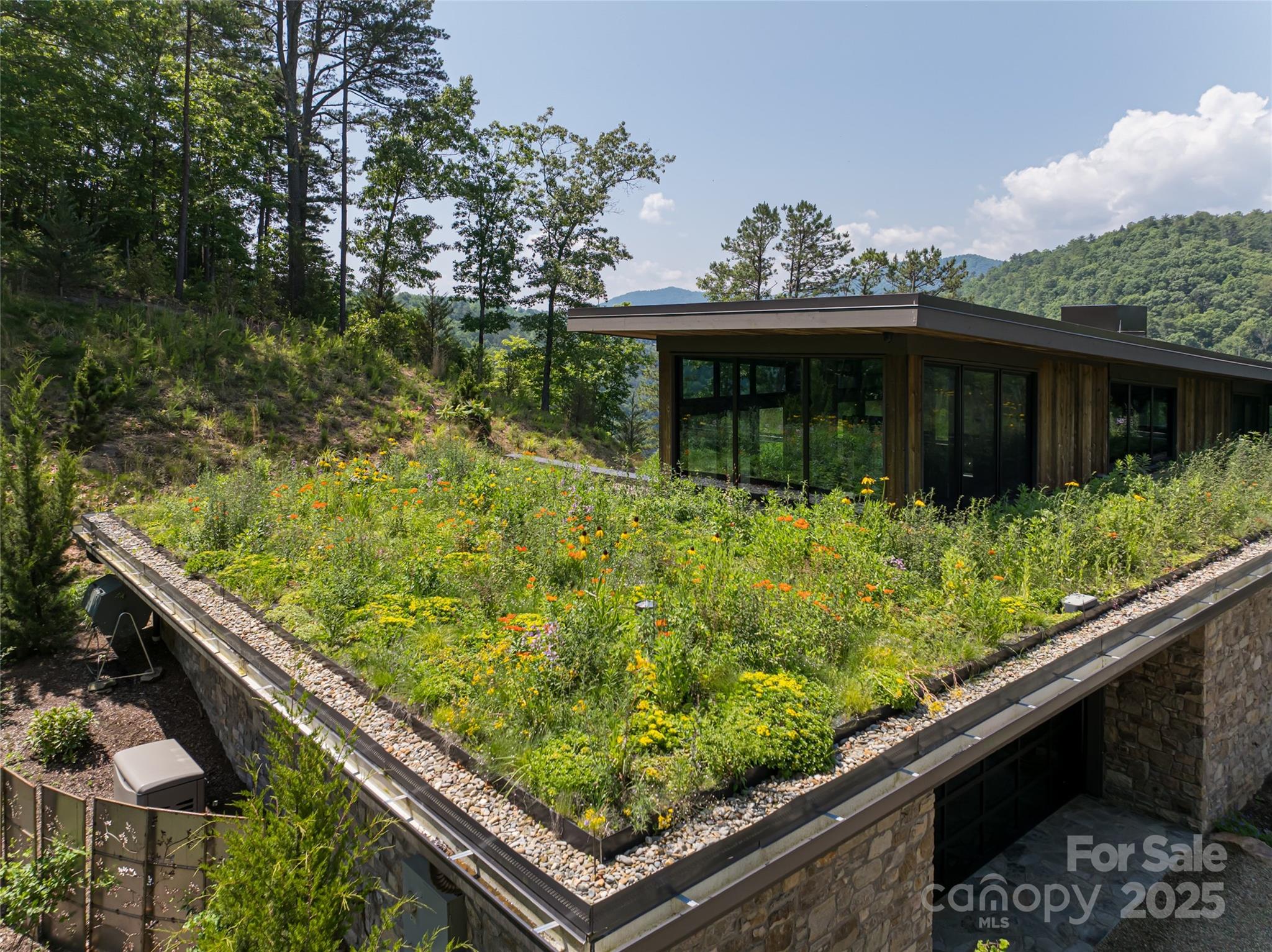 112 Moon Shadow Lane