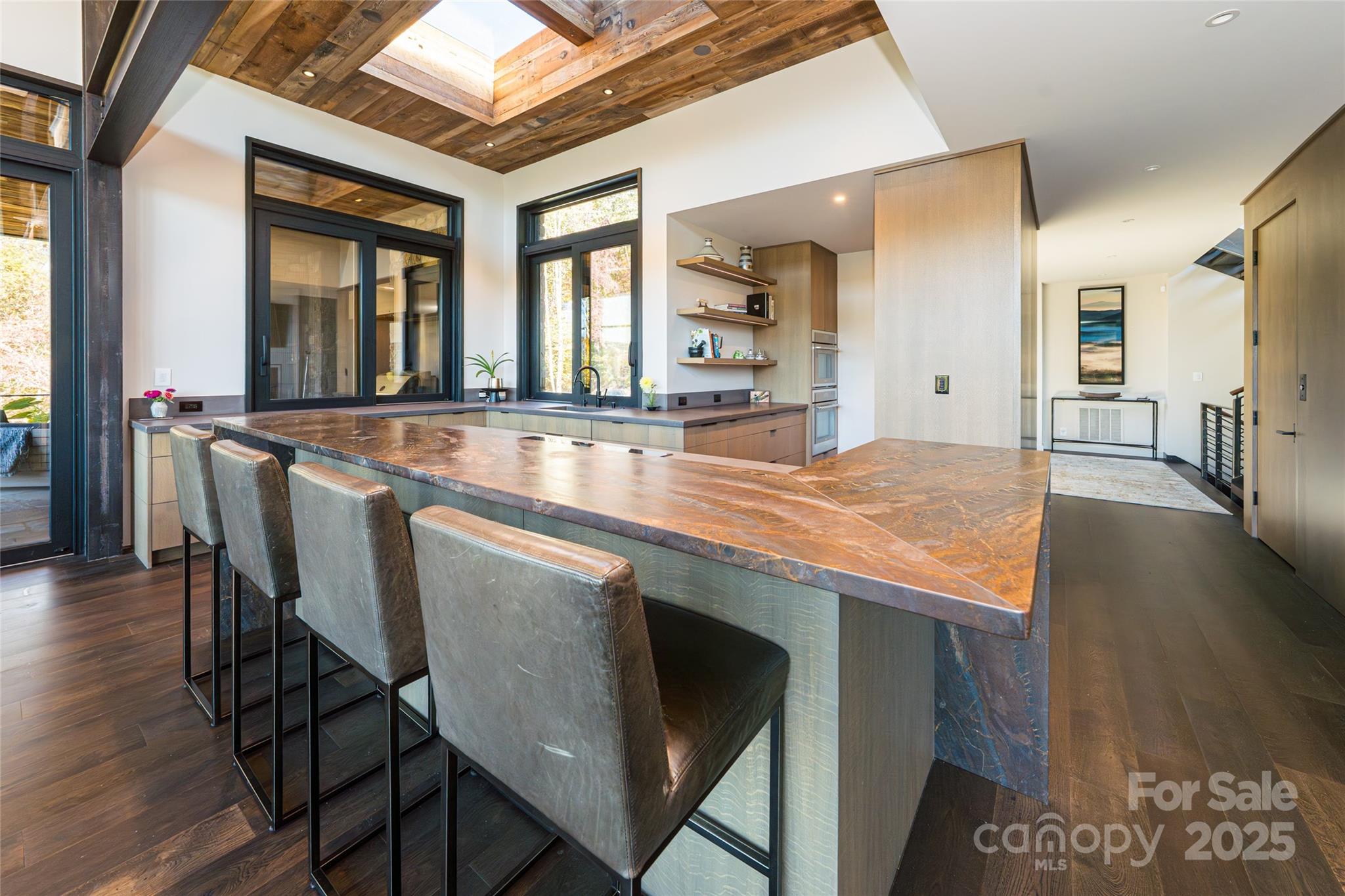 112 Moon Shadow Lane