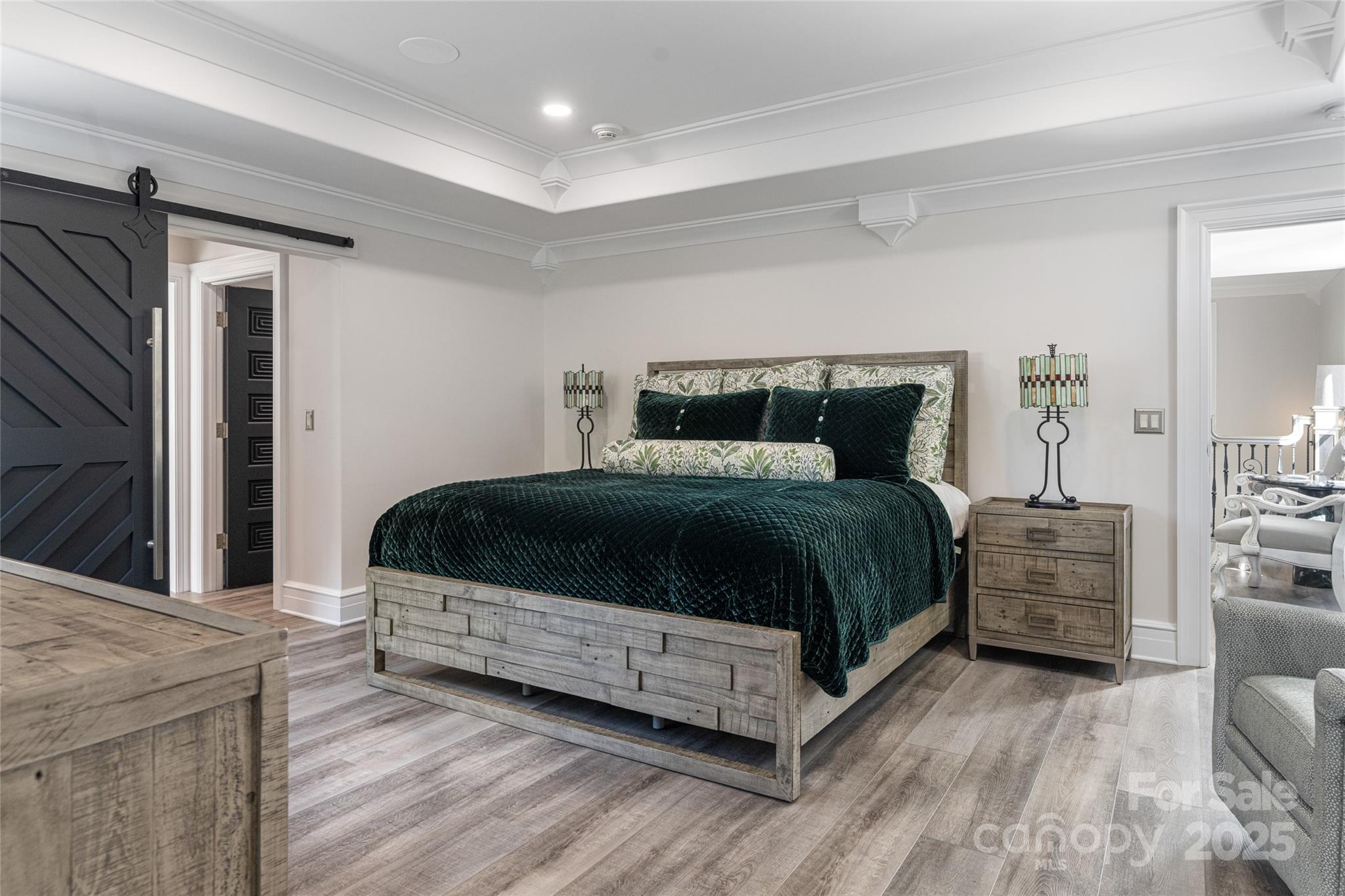 6 Village Lane Unit: B102