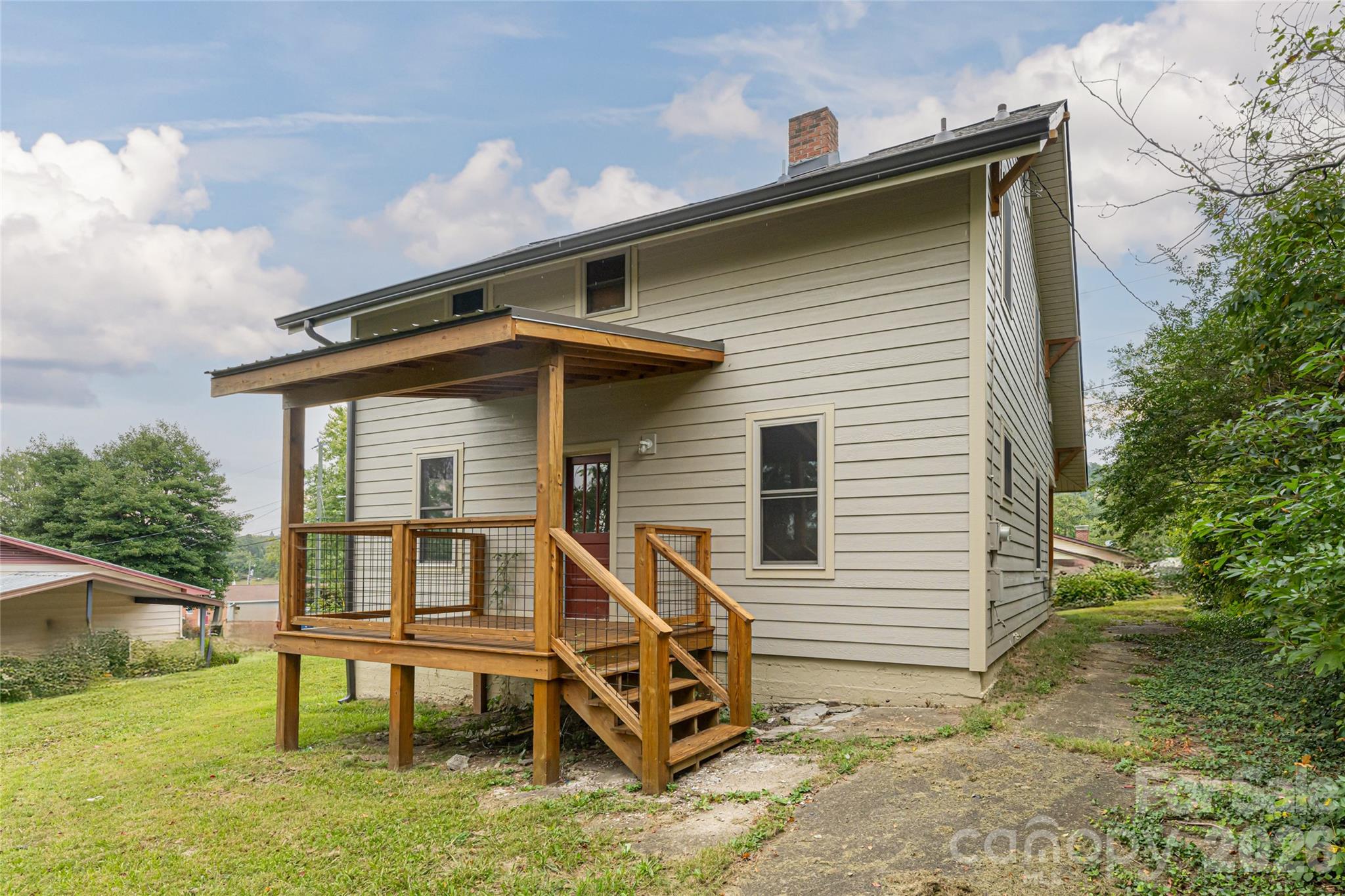 22 Pine Grove Avenue