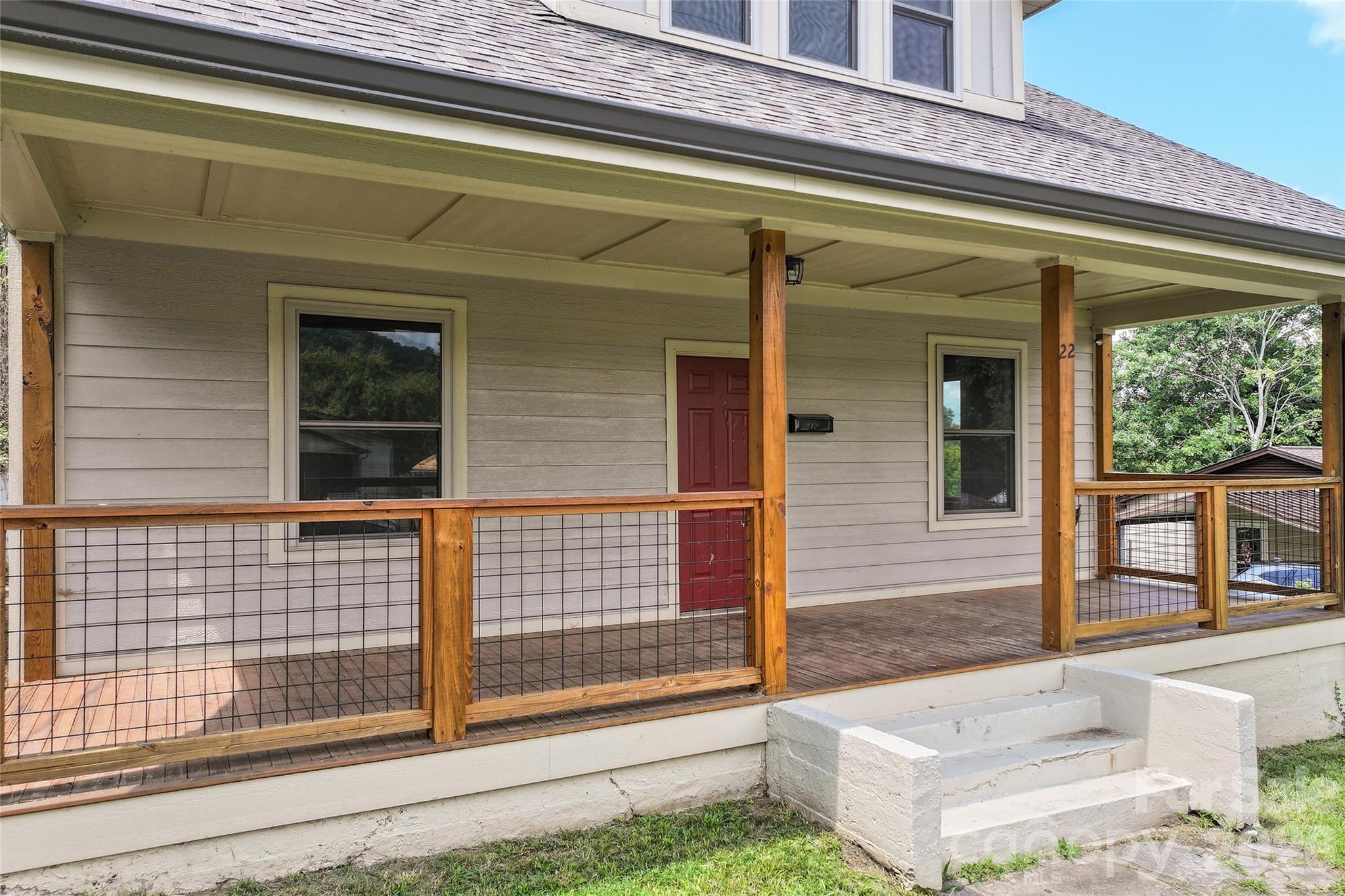 22 Pine Grove Avenue