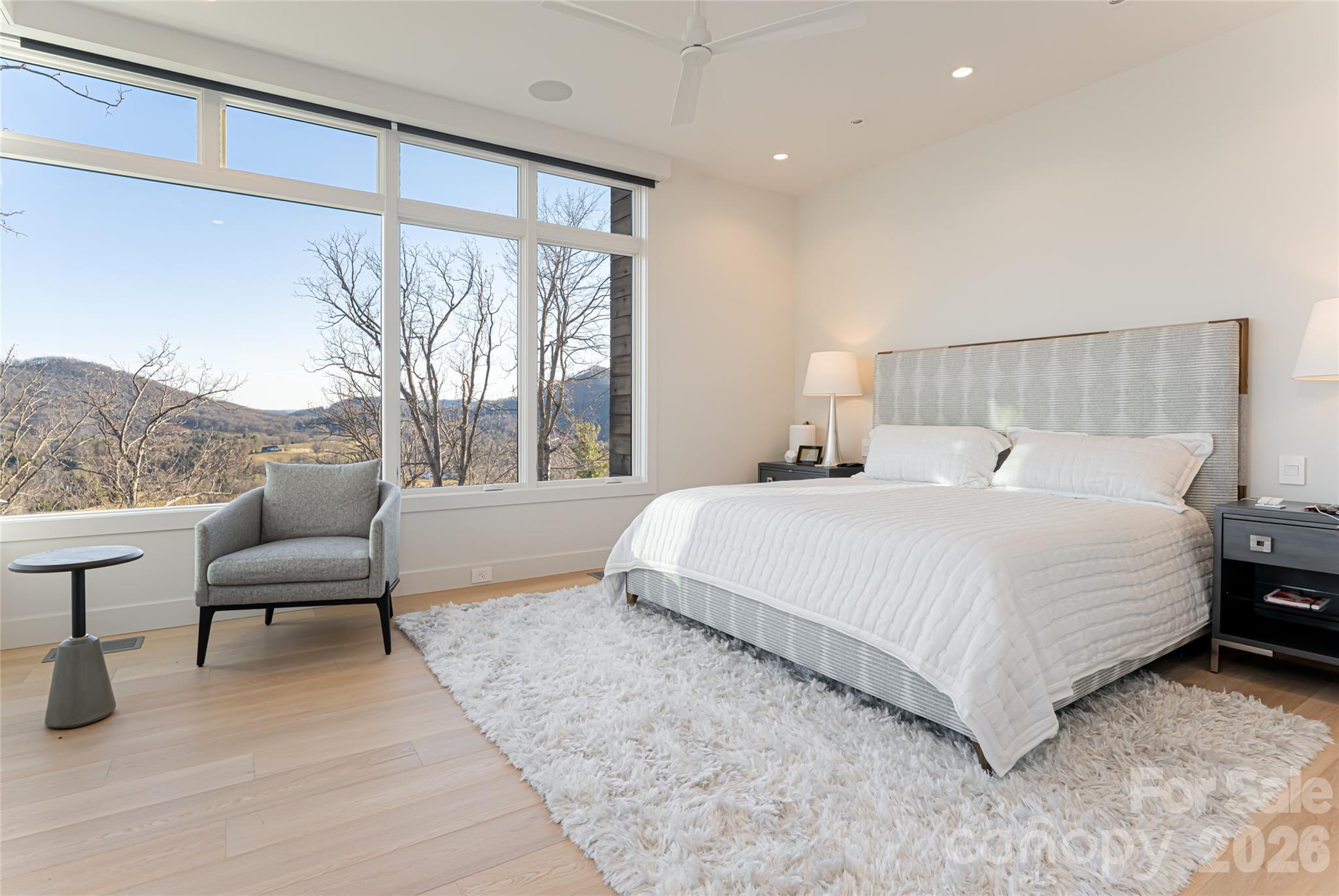 1121 Timberbluff Way