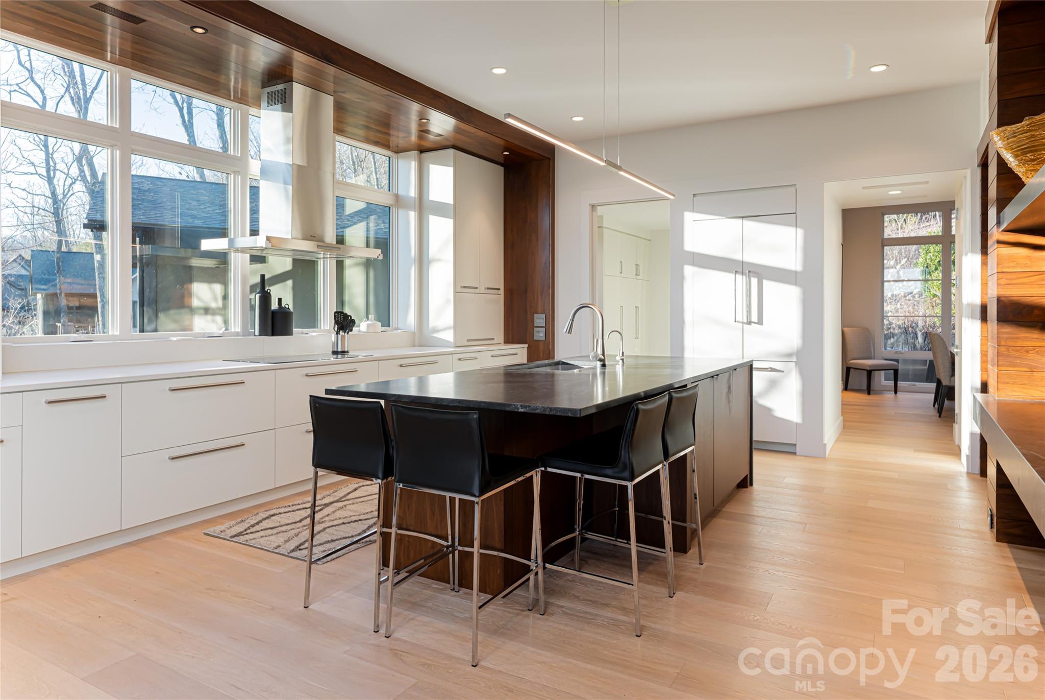 1121 Timberbluff Way