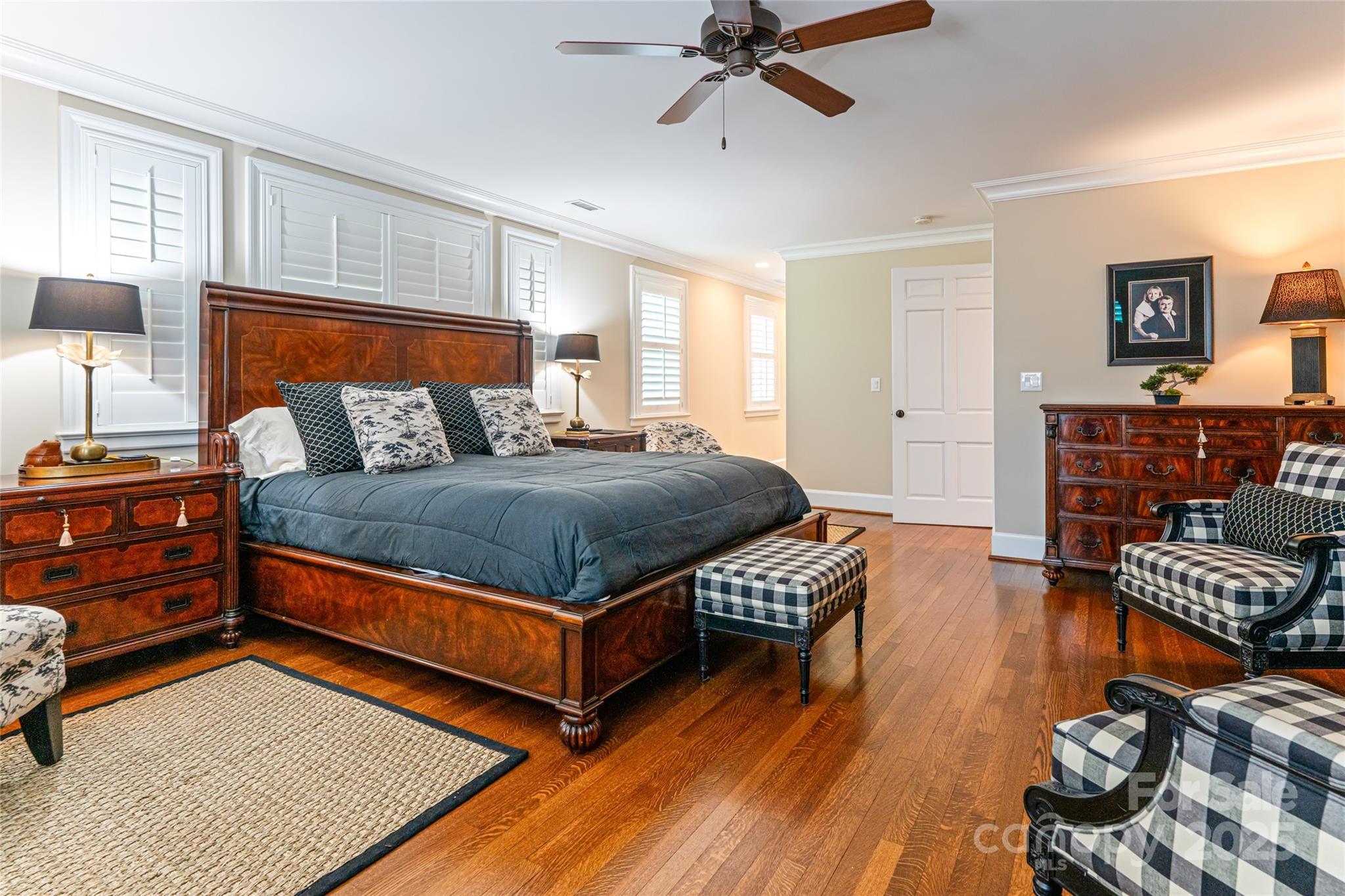 365 Sherwood Drive S