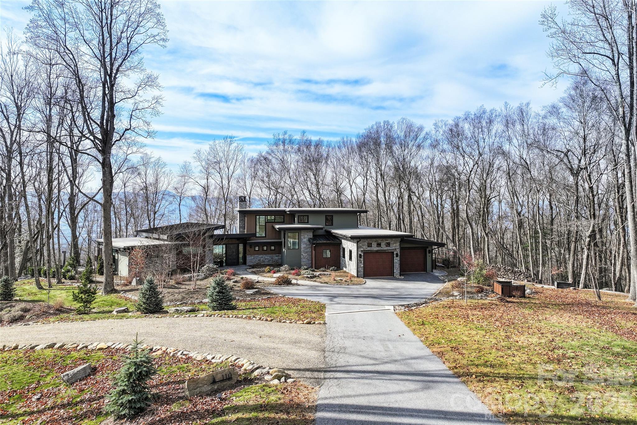 94 Laurel Ledge Way