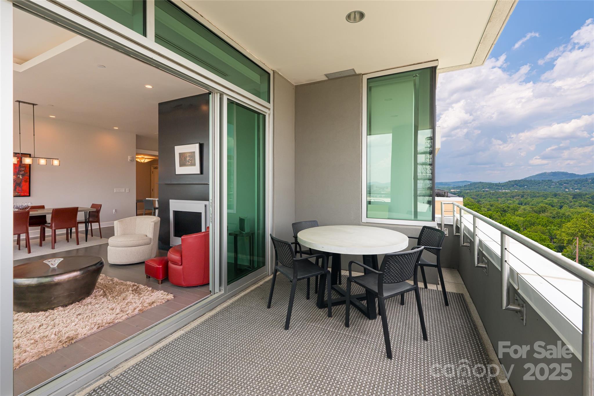 151 Haywood Street Unit: 1002