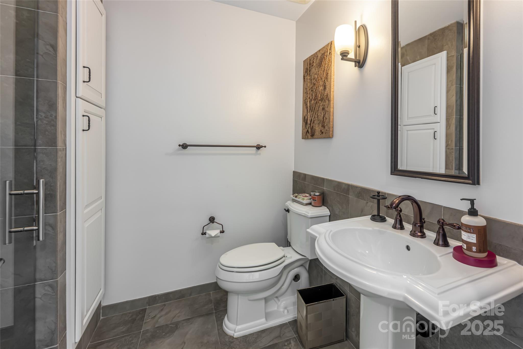 151 Haywood Street Unit: 1002