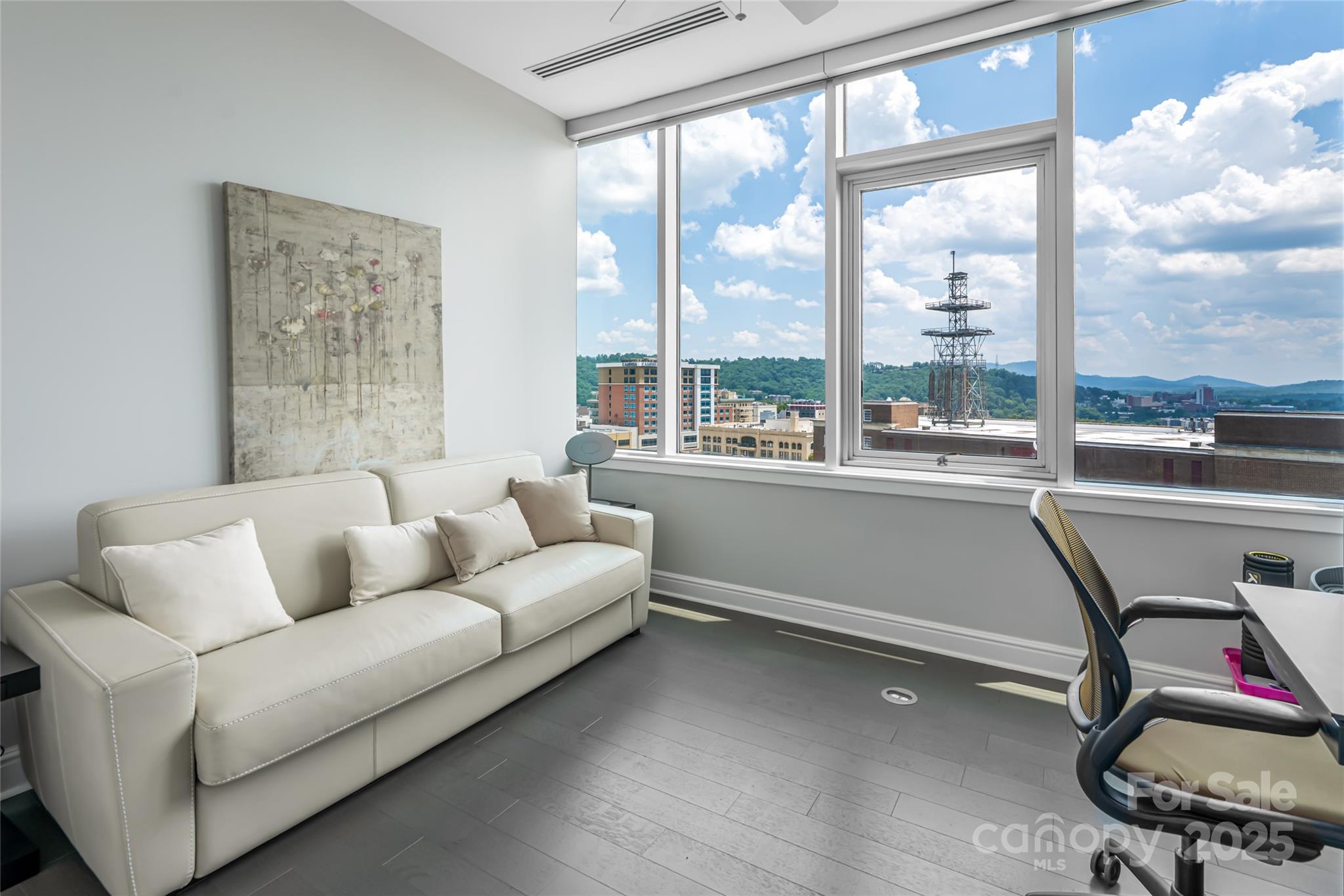 151 Haywood Street Unit: 1002