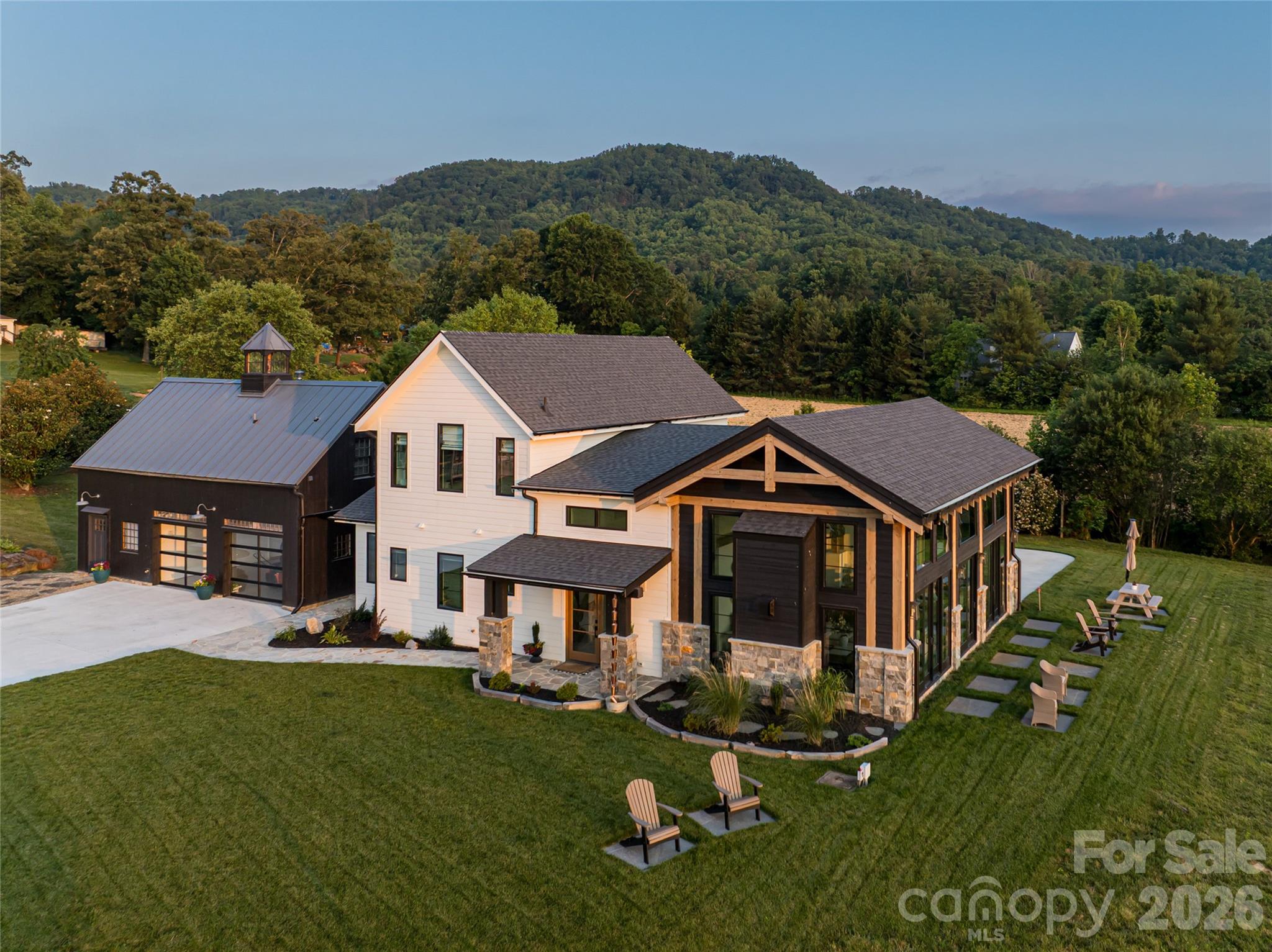30 Greene Lane
