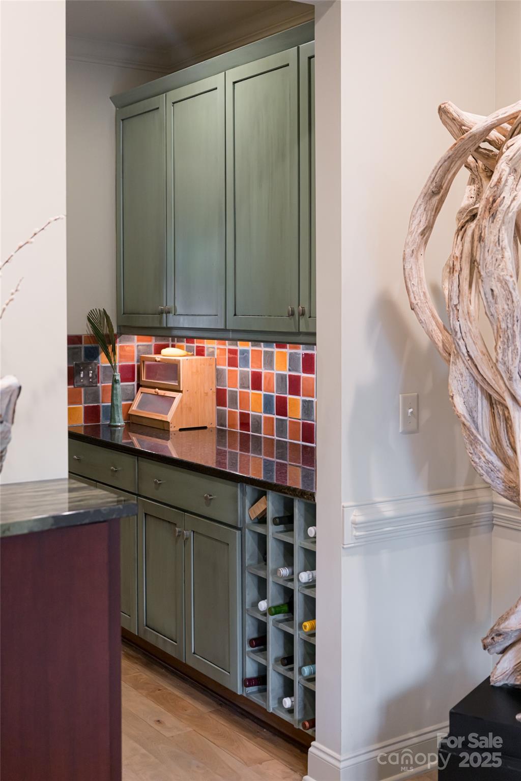 7 White Palmer Court