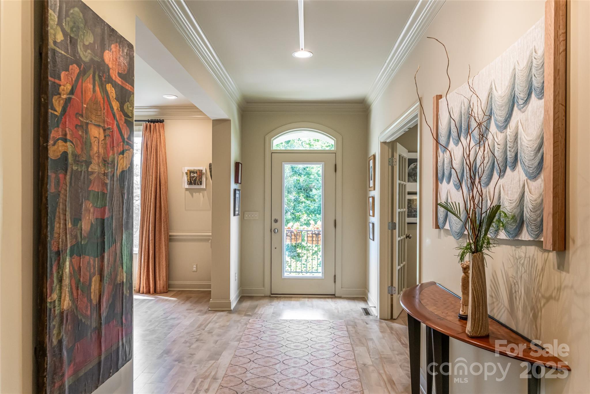 7 White Palmer Court