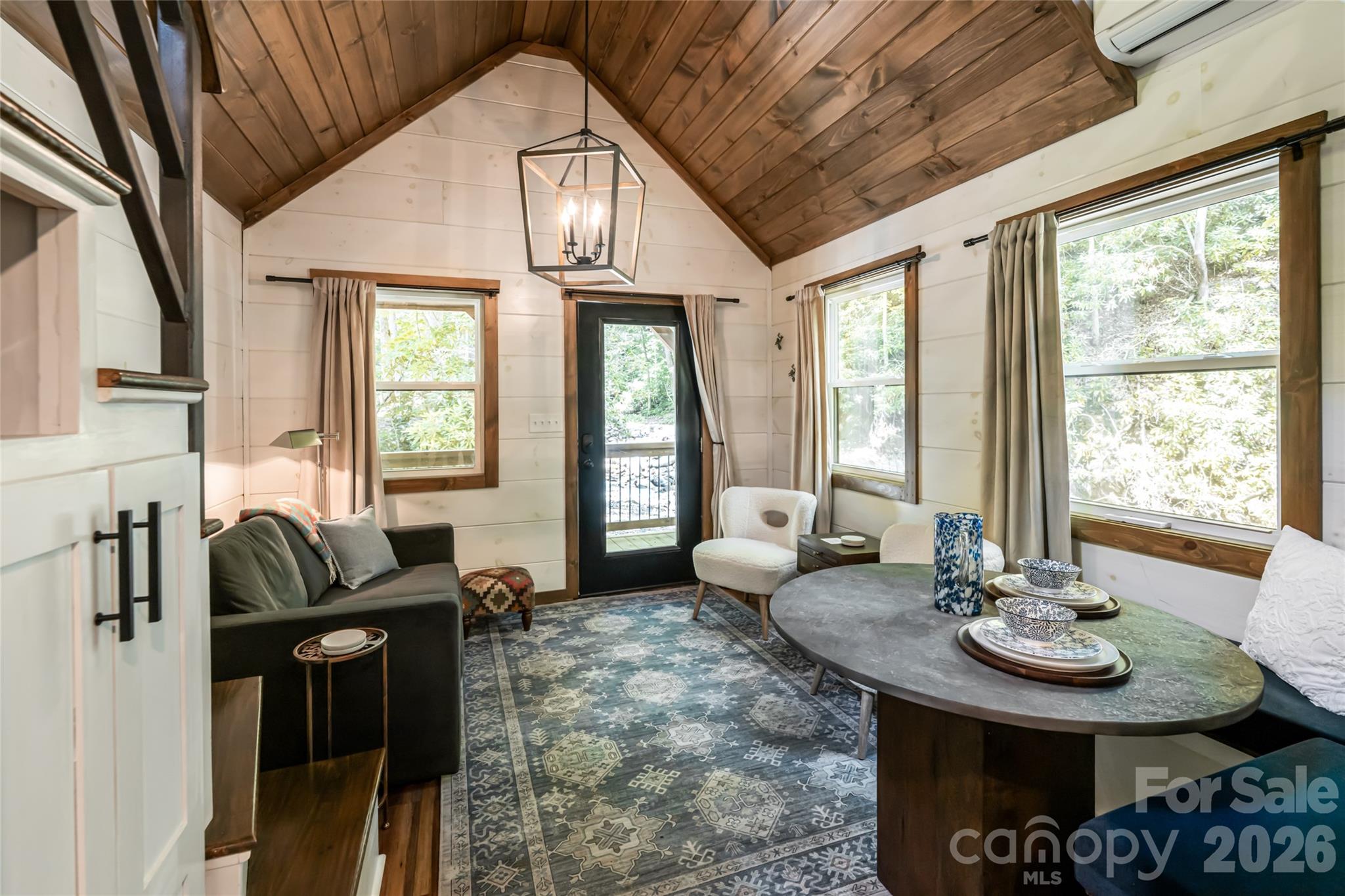 1037 Newberry Creek Road