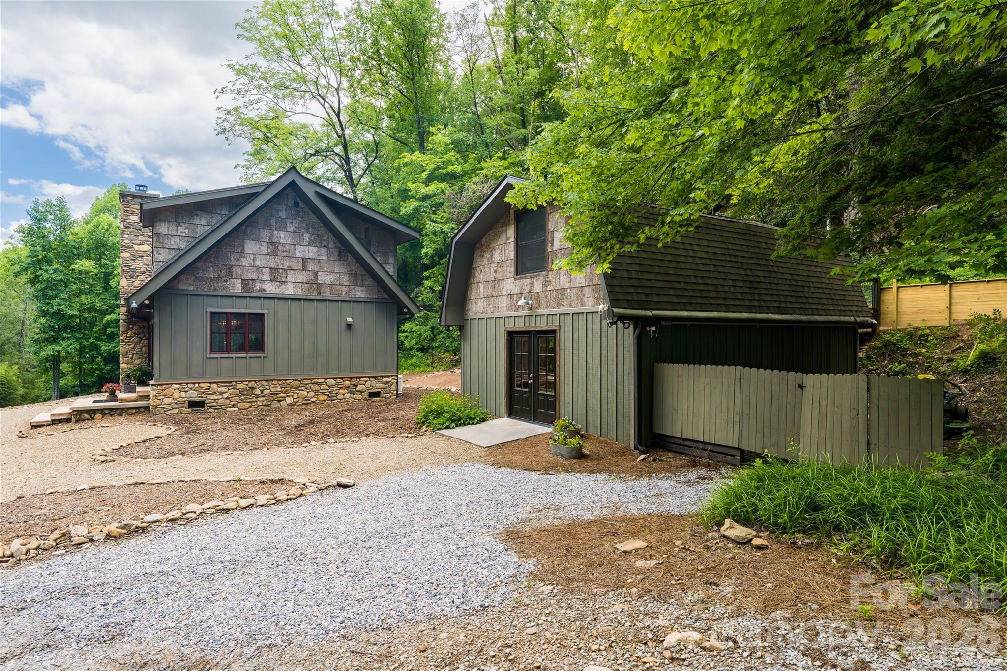 1037 Newberry Creek Road