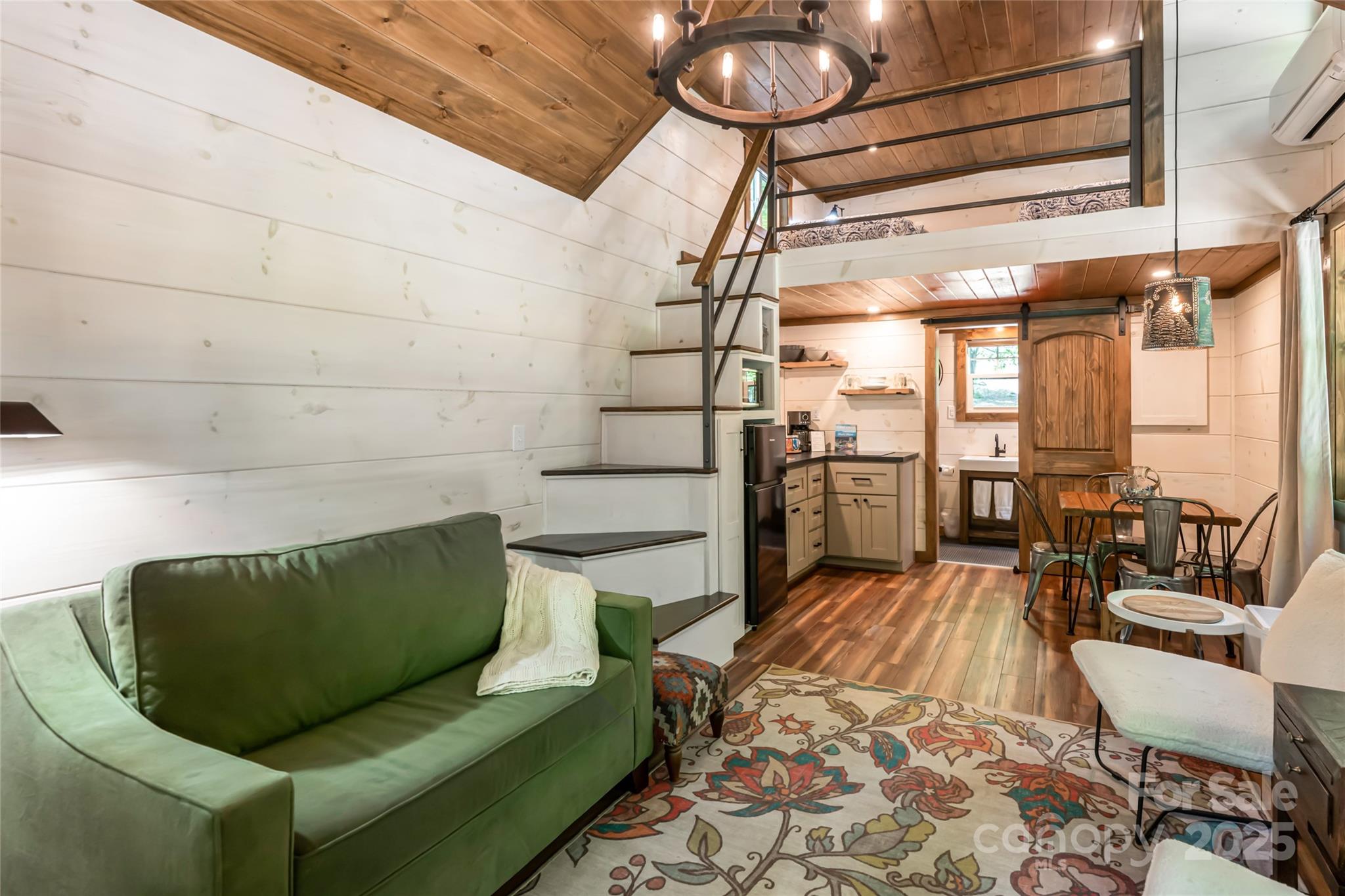 1037 Newberry Creek Road