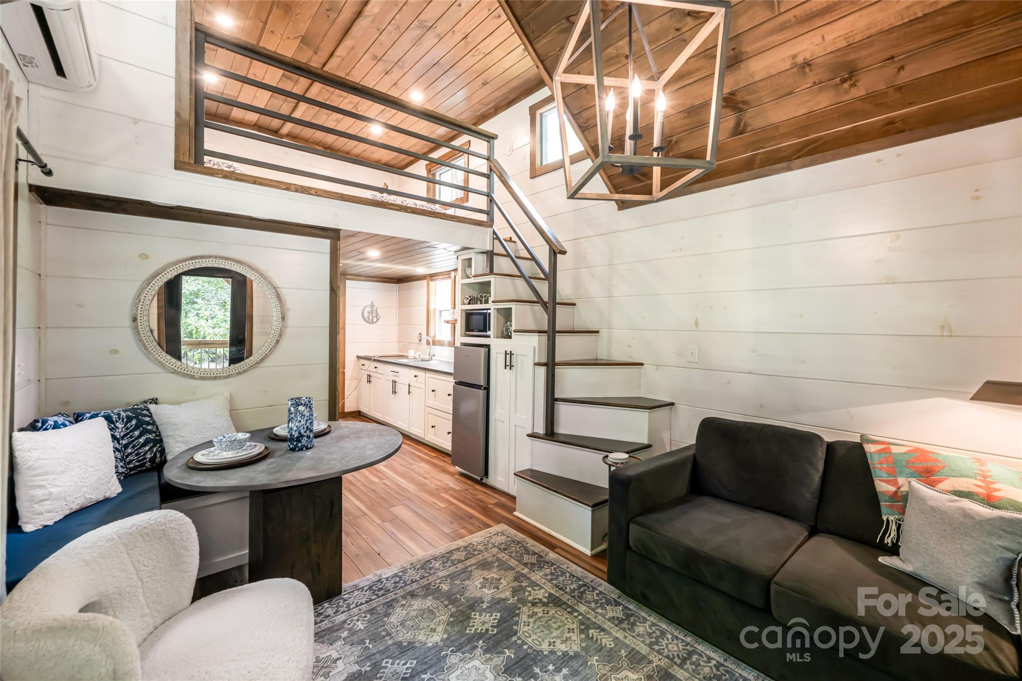 1037 Newberry Creek Road