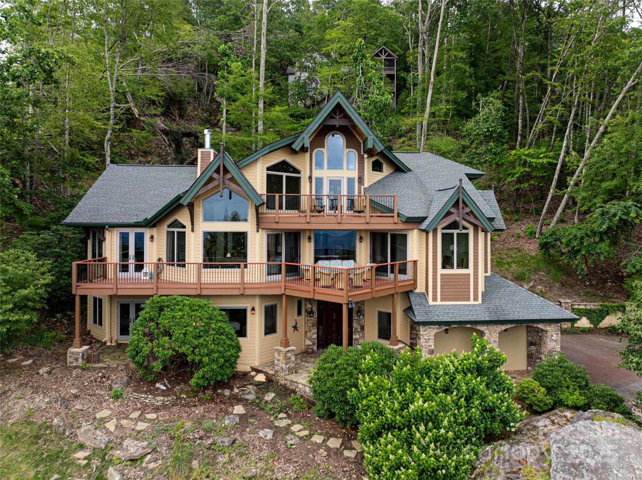 2280 Mountain Air Drive