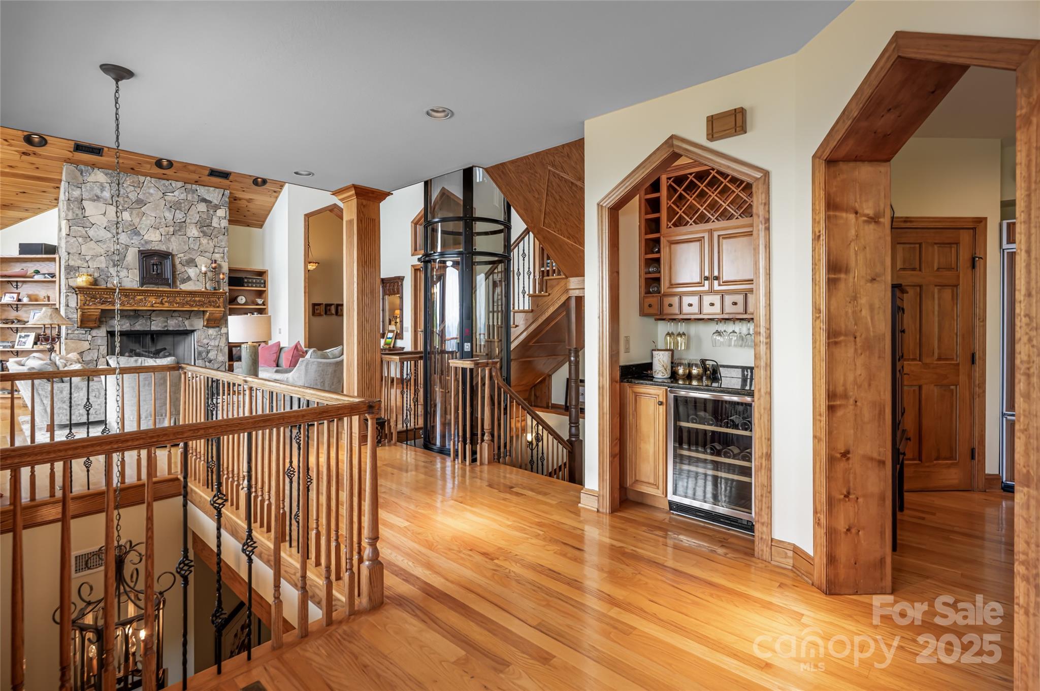 2280 Mountain Air Drive