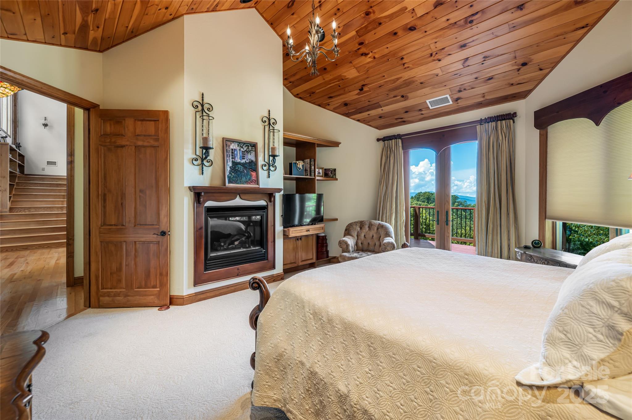 2280 Mountain Air Drive