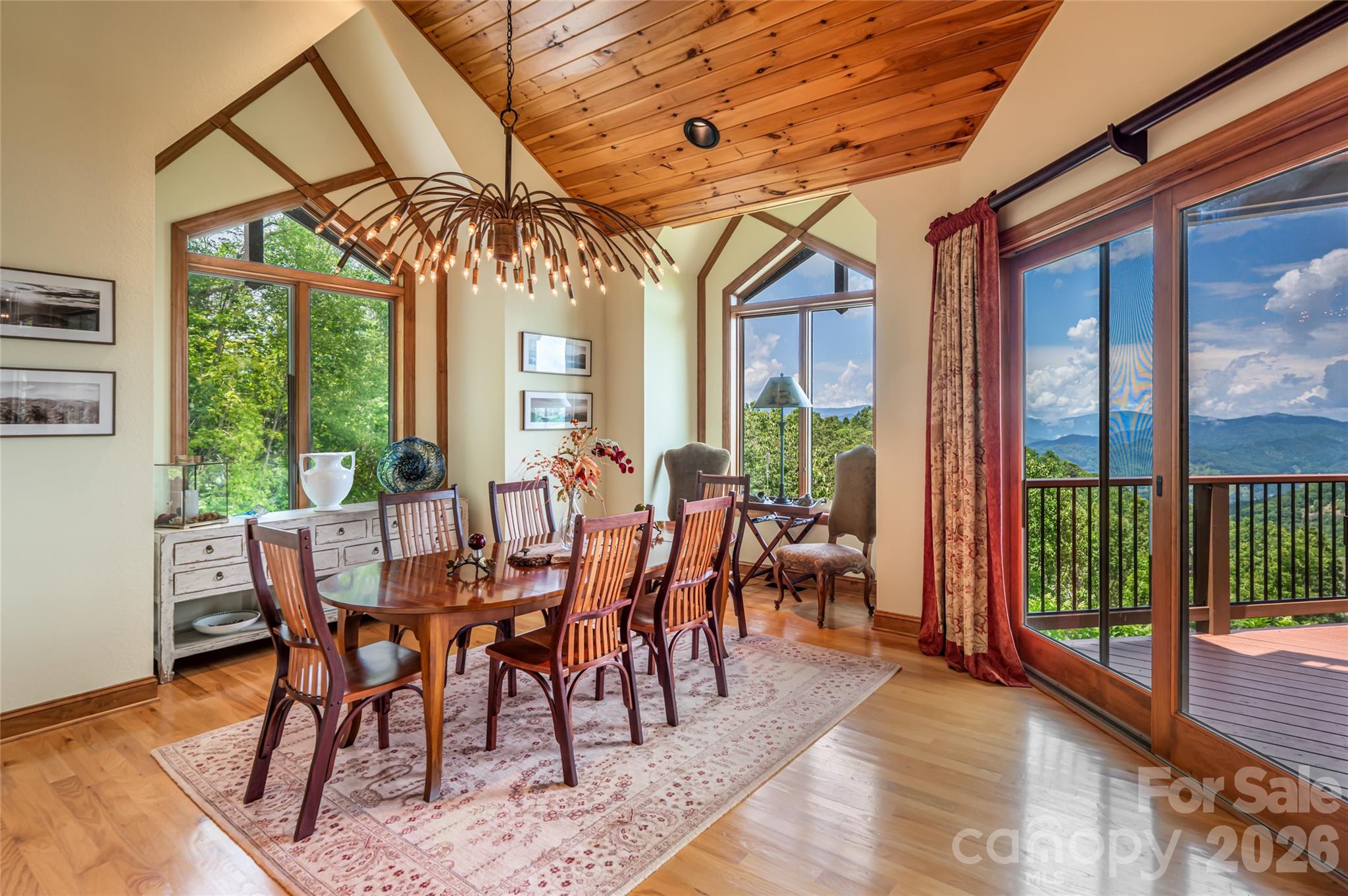 2280 Mountain Air Drive