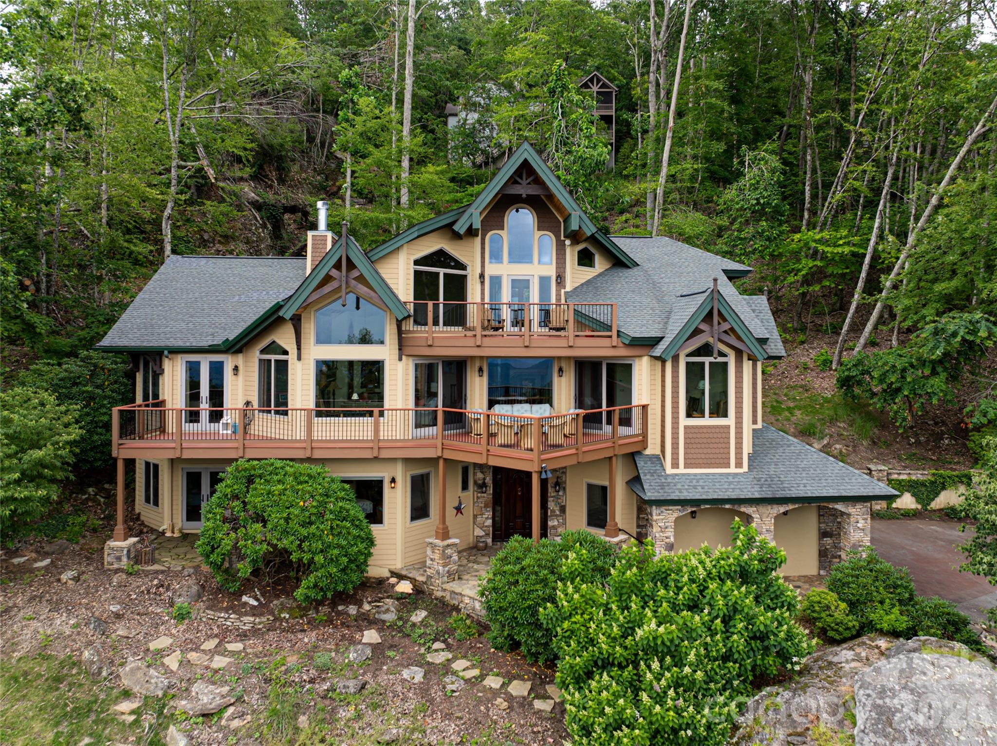 2280 Mountain Air Drive