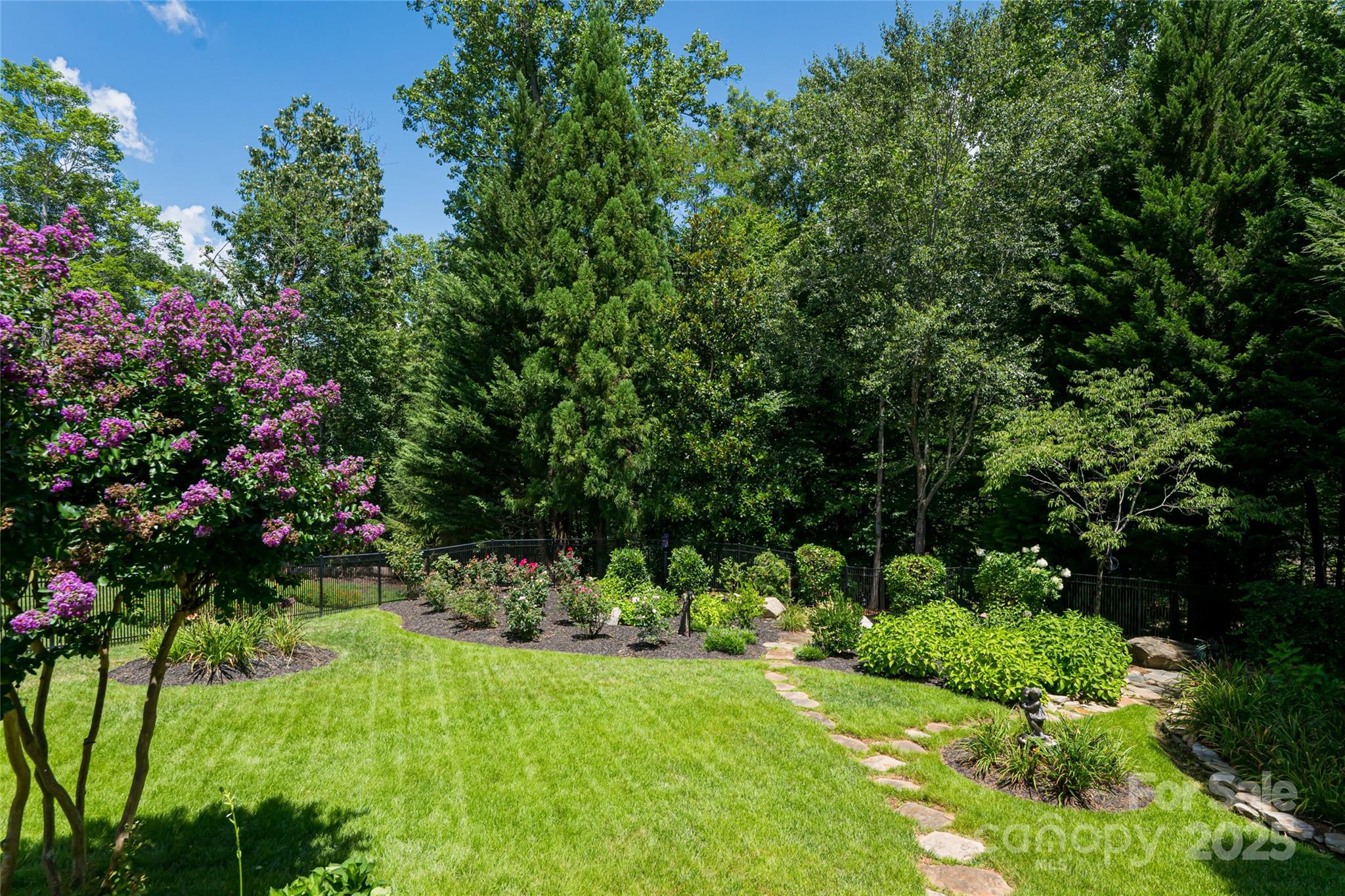 1006 Coves Pheasant Court