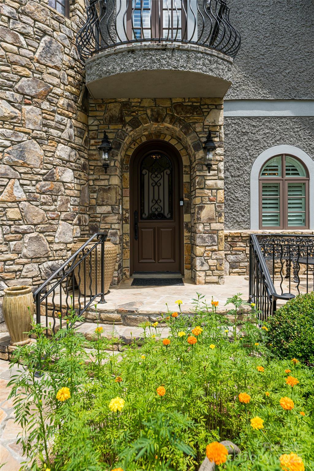 1006 Coves Pheasant Court