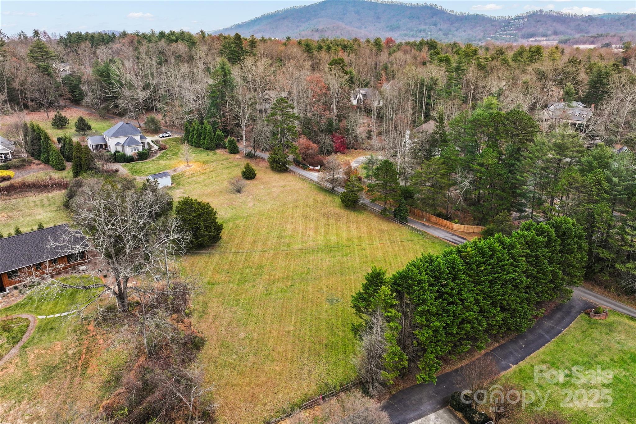 000 Racquet Club Road