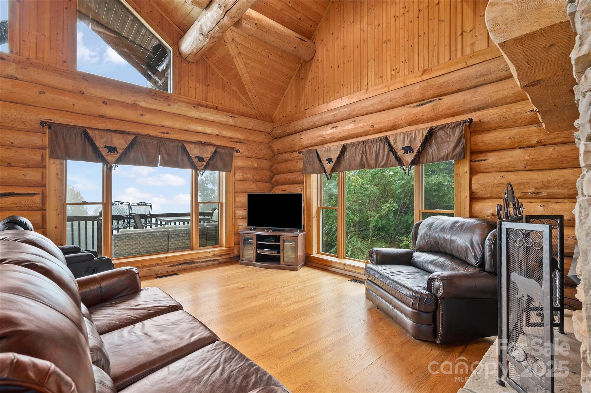 352 Arbra Mountain Way