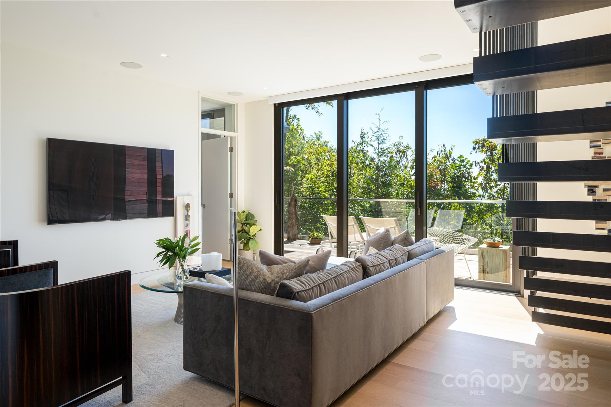 353 Retreat Ridge Way