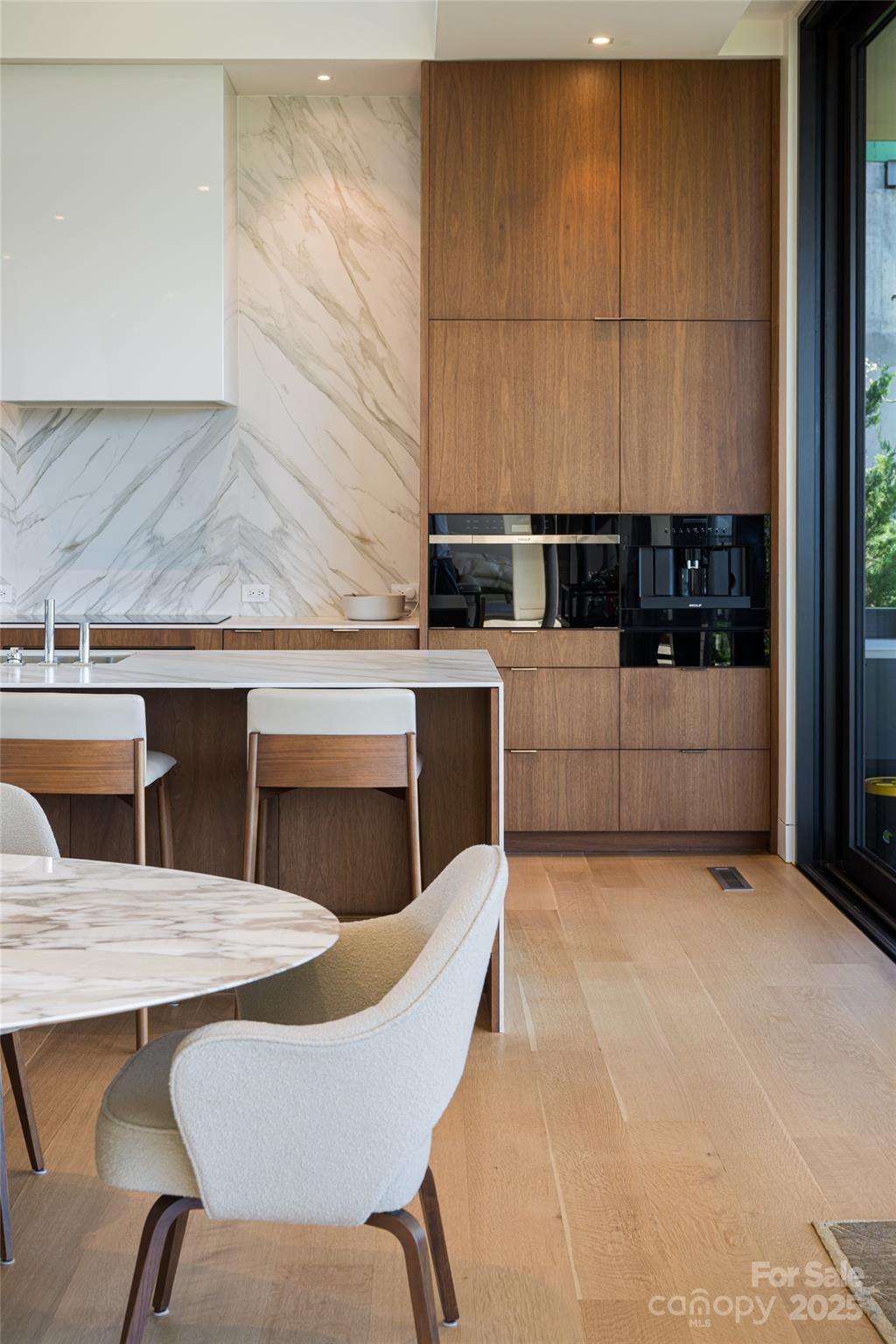 353 Retreat Ridge Way