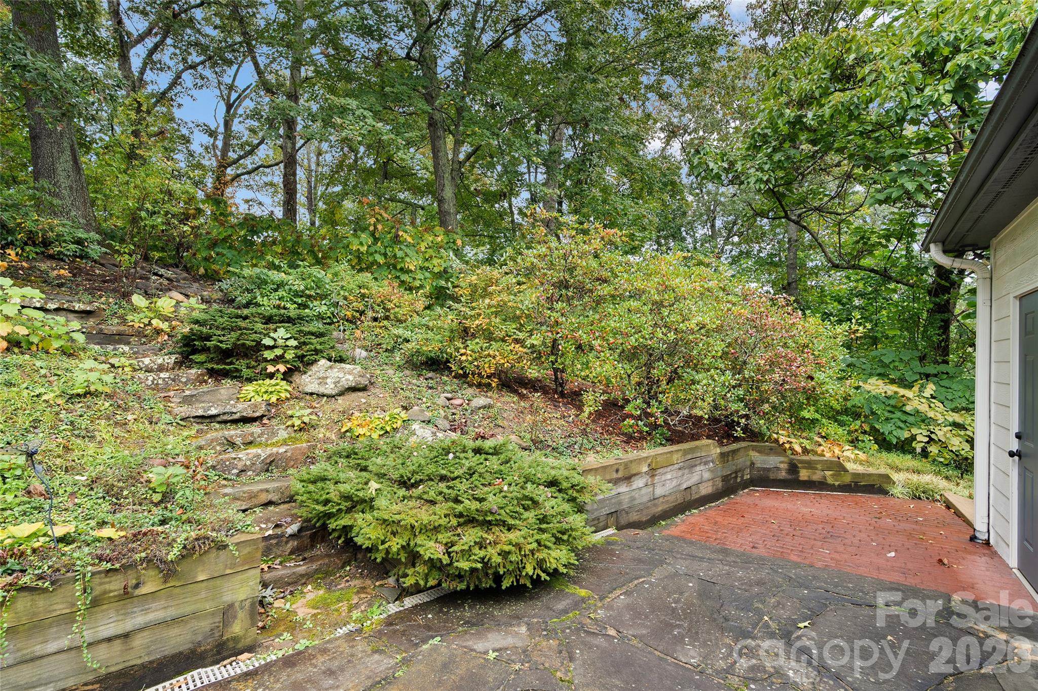 23 Clear Vista Drive