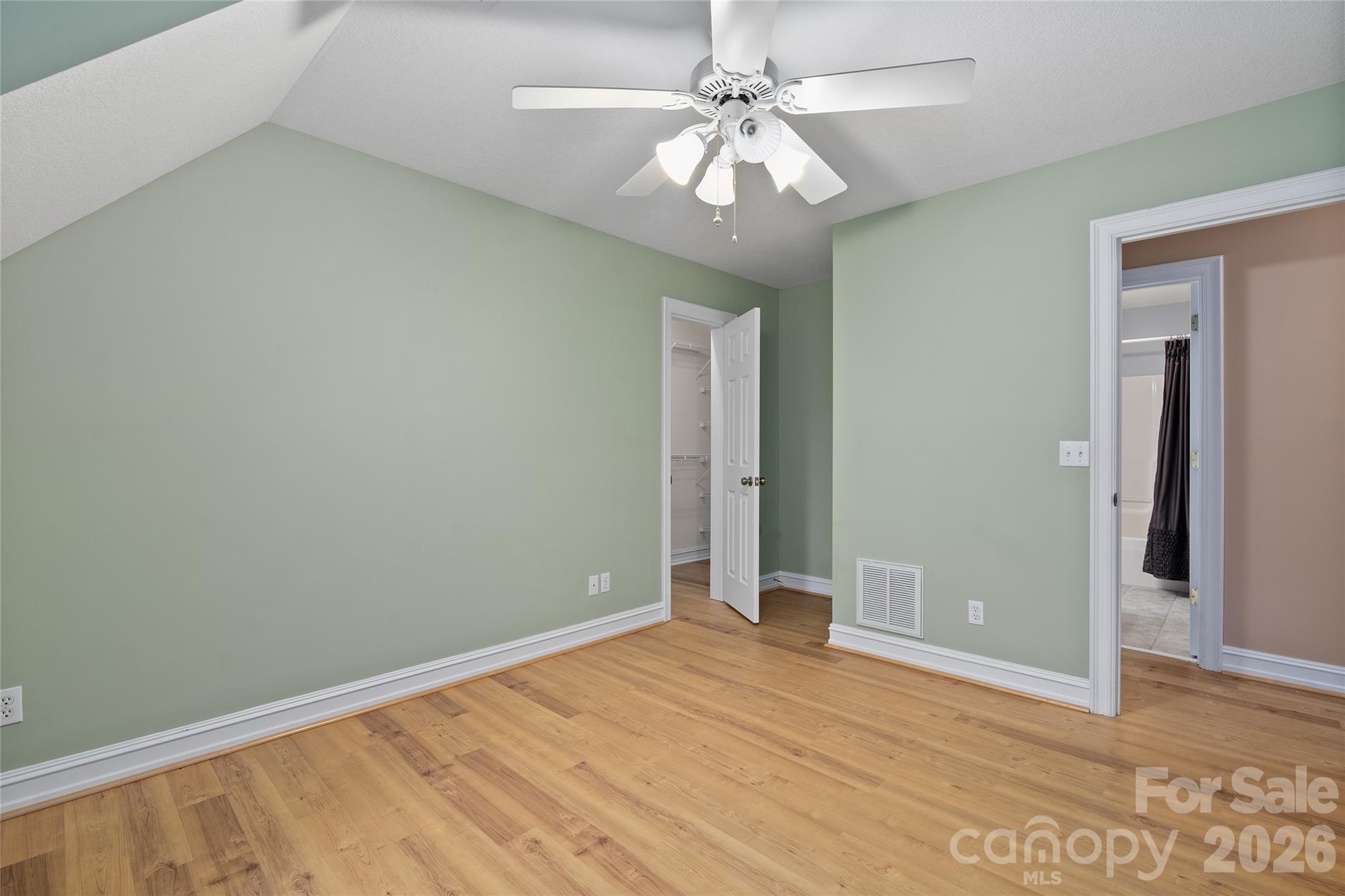 23 Clear Vista Drive