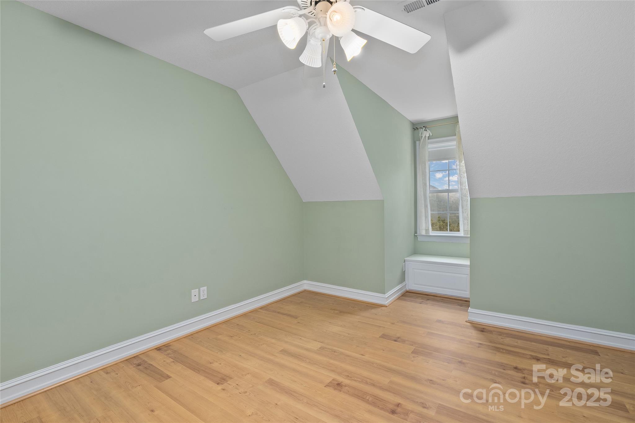 23 Clear Vista Drive