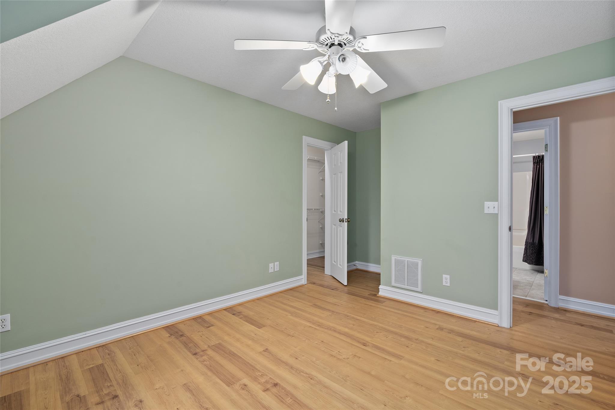 23 Clear Vista Drive