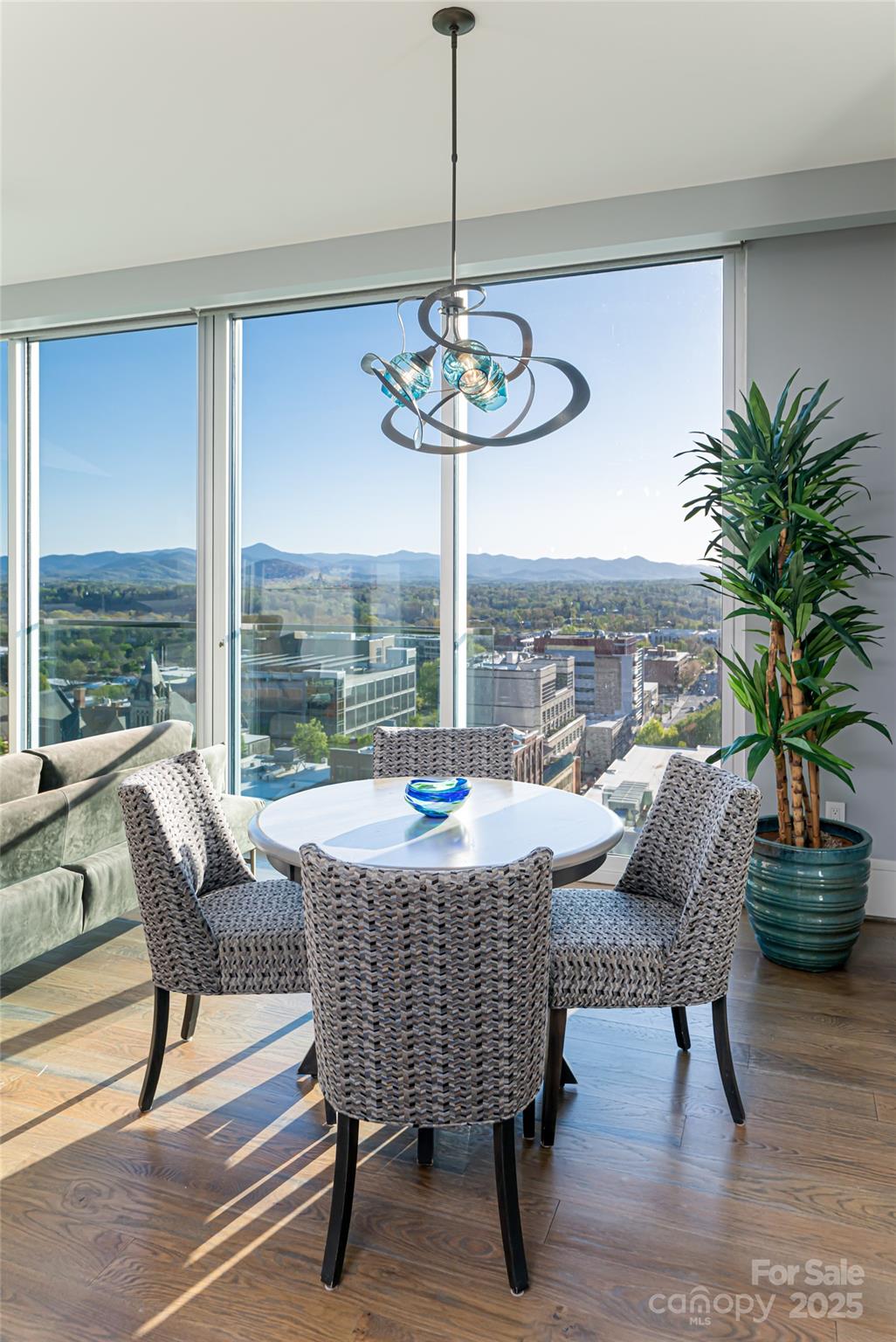 7 Patton Avenue Unit: 1207