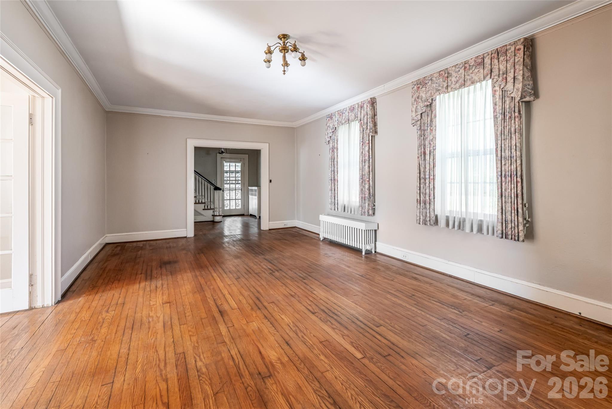 325 Vanderbilt Road