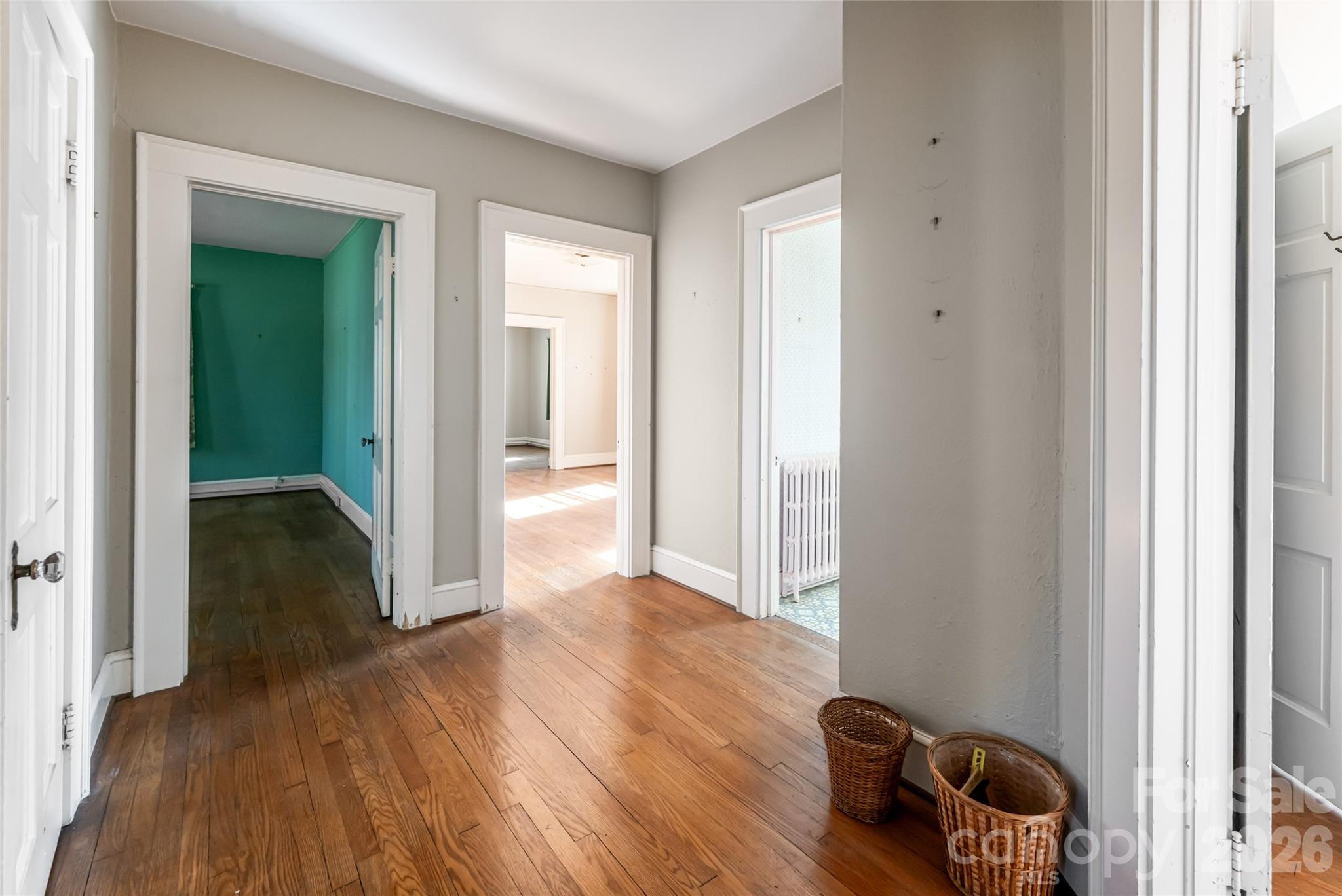 325 Vanderbilt Road