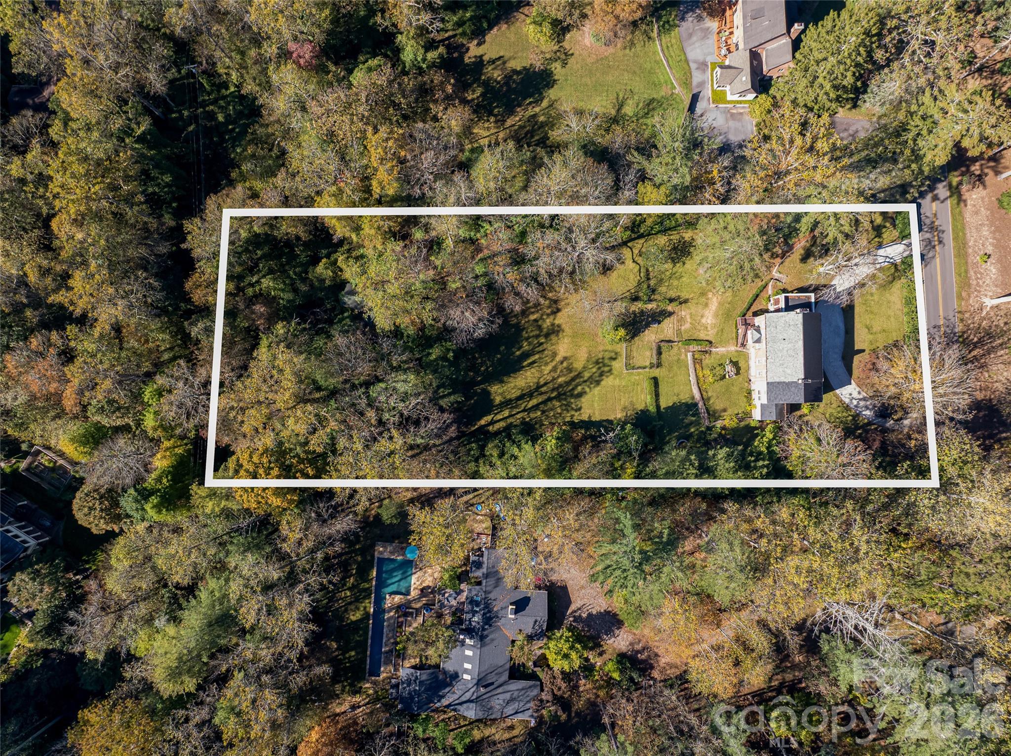 325 Vanderbilt Road