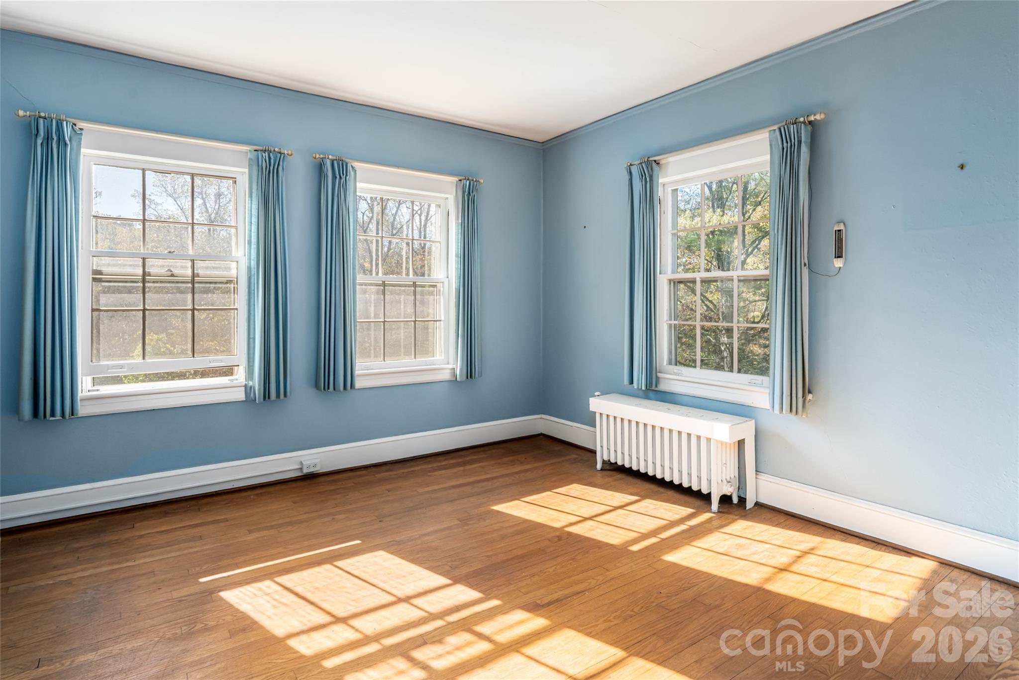 325 Vanderbilt Road